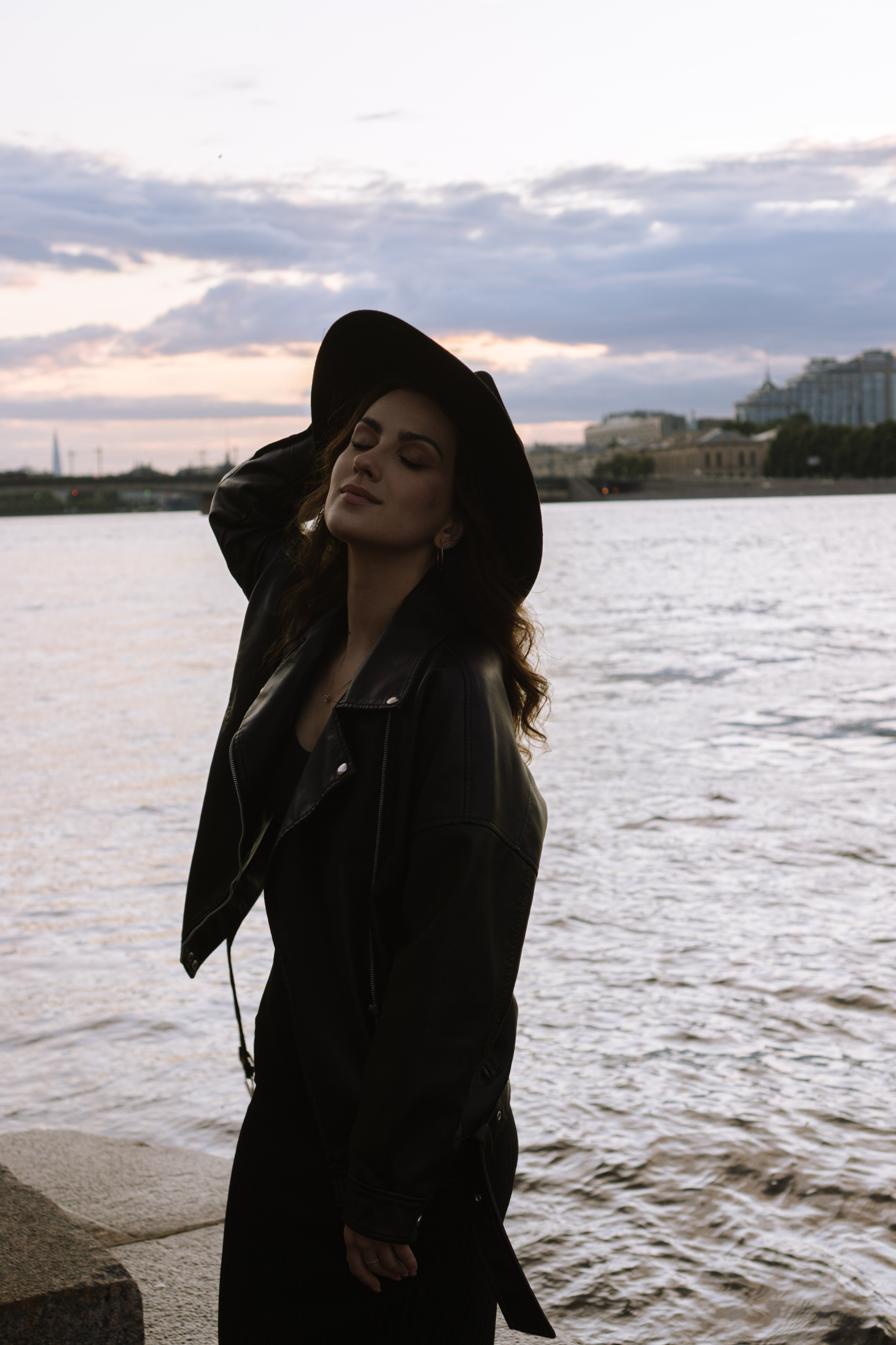 ЛЮБОВЬ В ИЮНЕ. Профессиональный фотограф, Санкт-Петербург — Виктория Богомолова