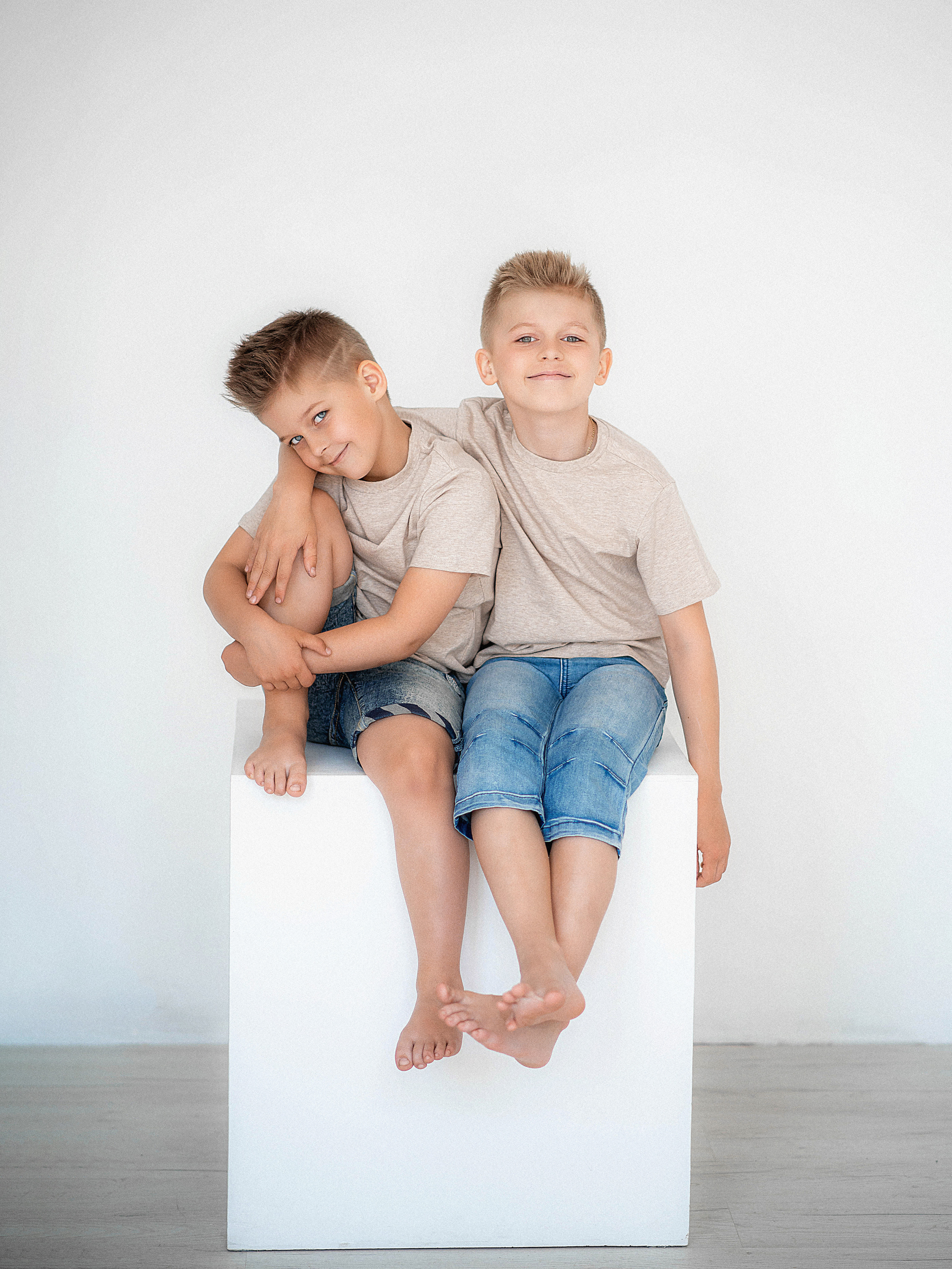 Студийные съемки. Семейный и детский фотограф в Подольске и Москве