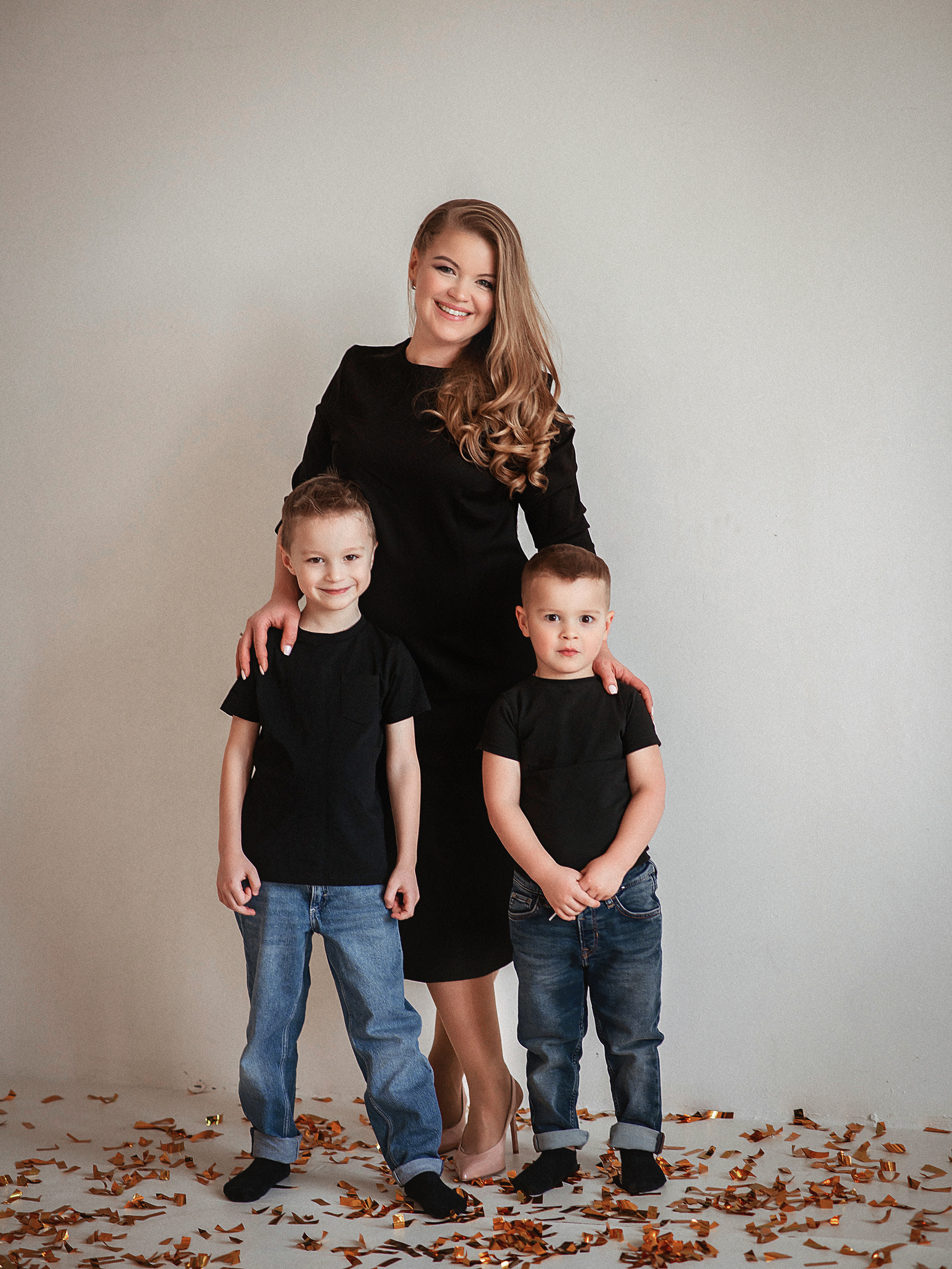 Студийные съемки. Семейный и детский фотограф в Подольске и Москве