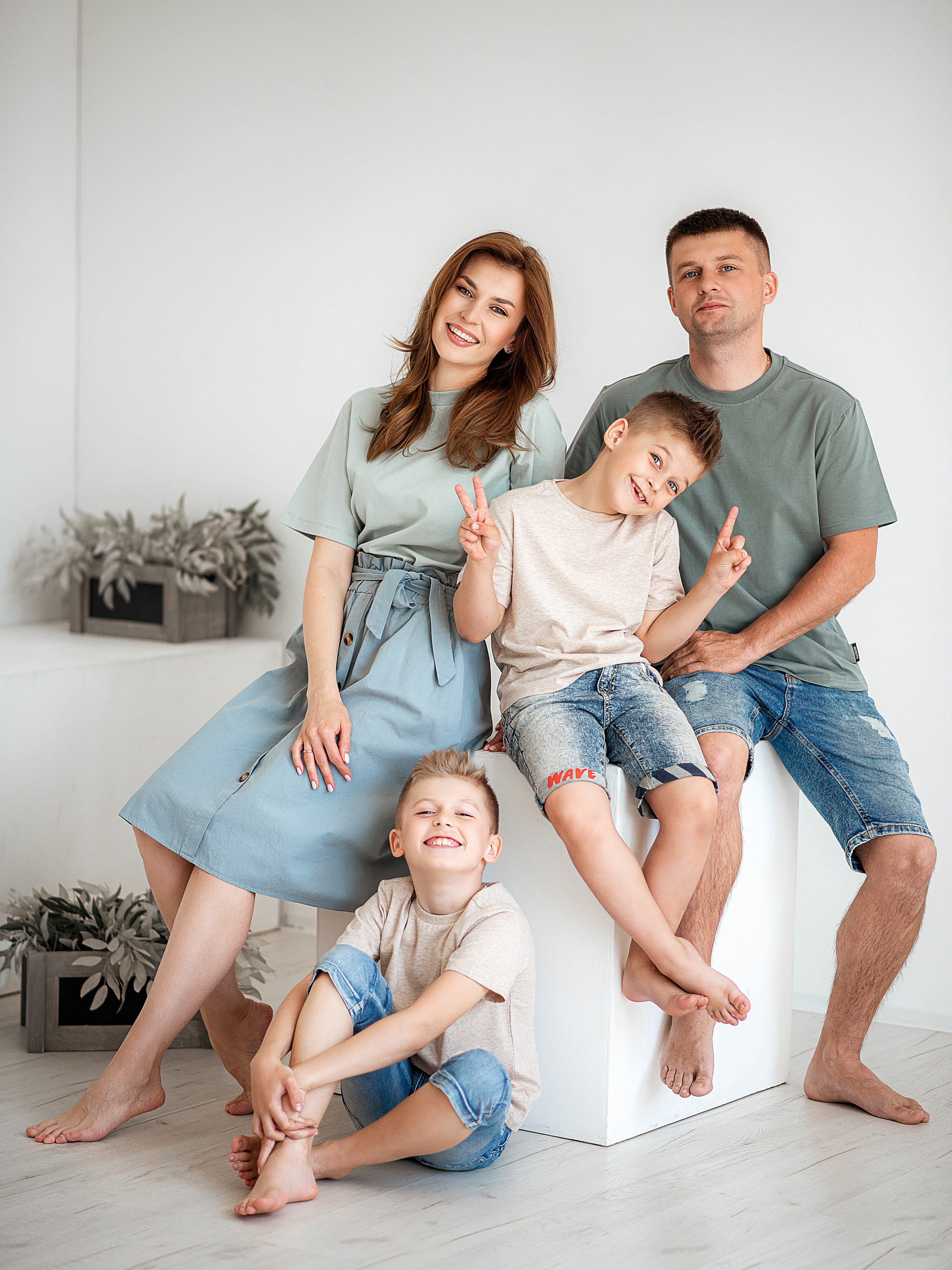 Студийные съемки. Семейный и детский фотограф в Подольске и Москве