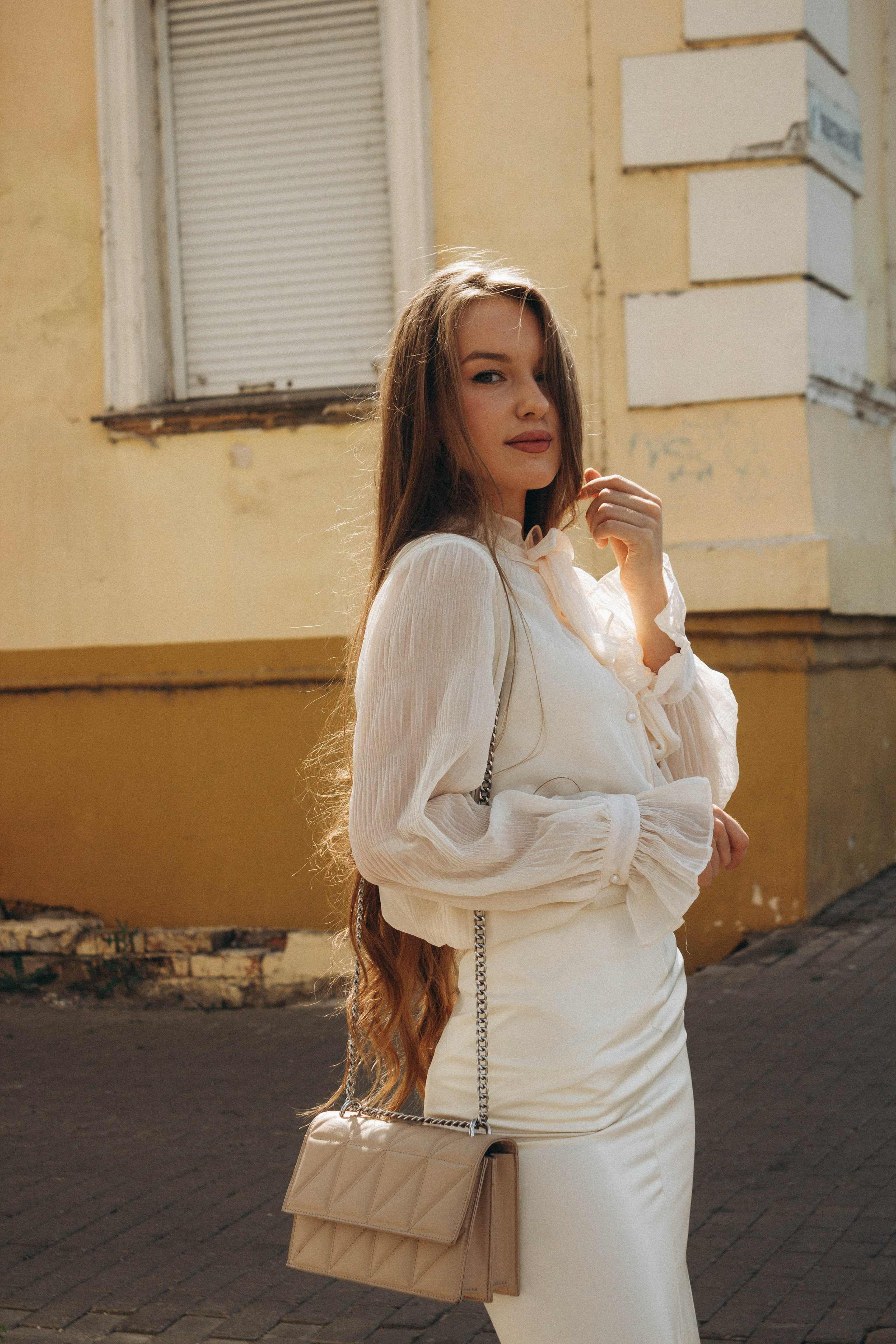 Sofiya. Я — Алёна и я фотографирую красиво (е)