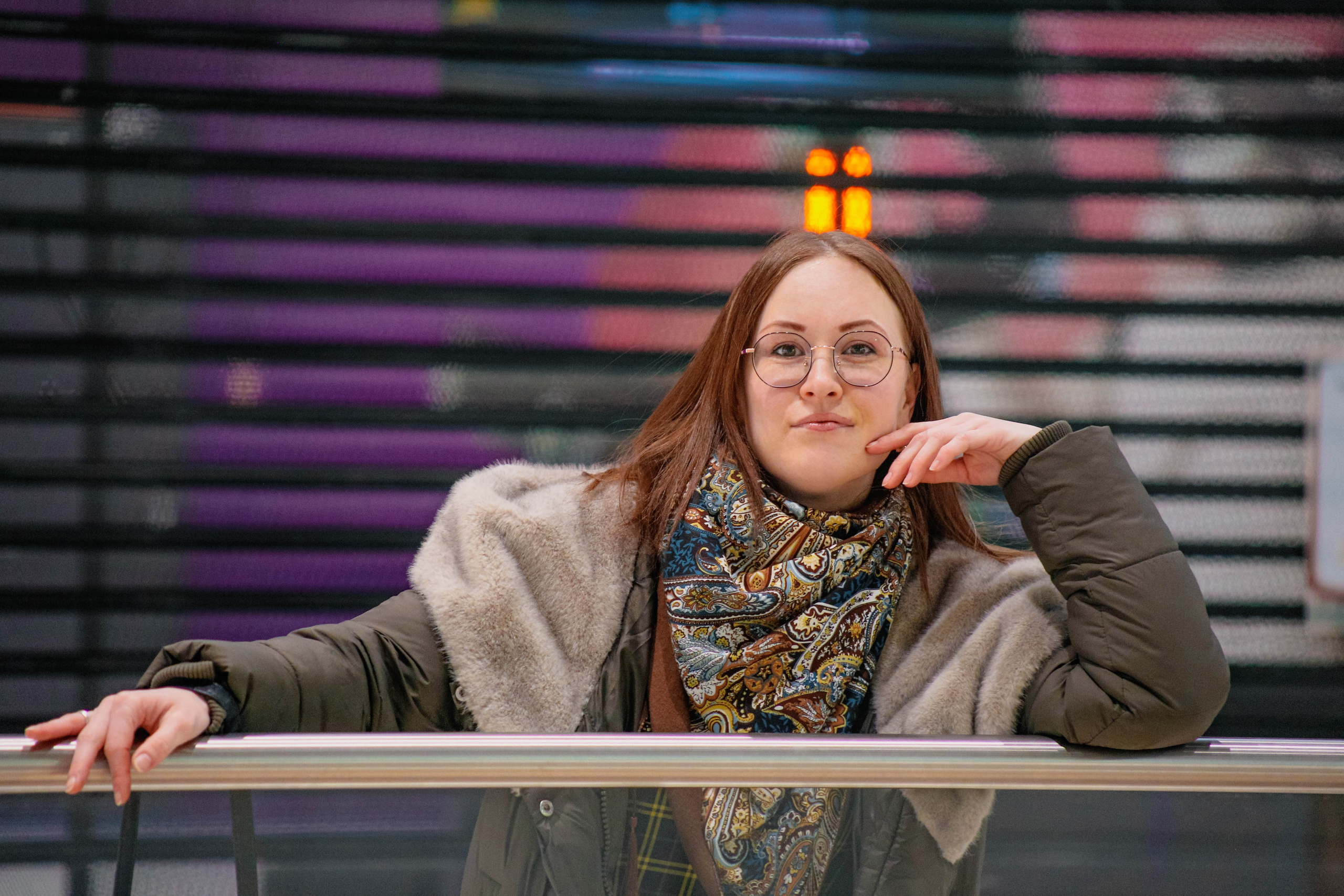 Маша в торговом центре. Фотограф Пермь. Фотосессия в фотостудии Перми и на свежем воздухе