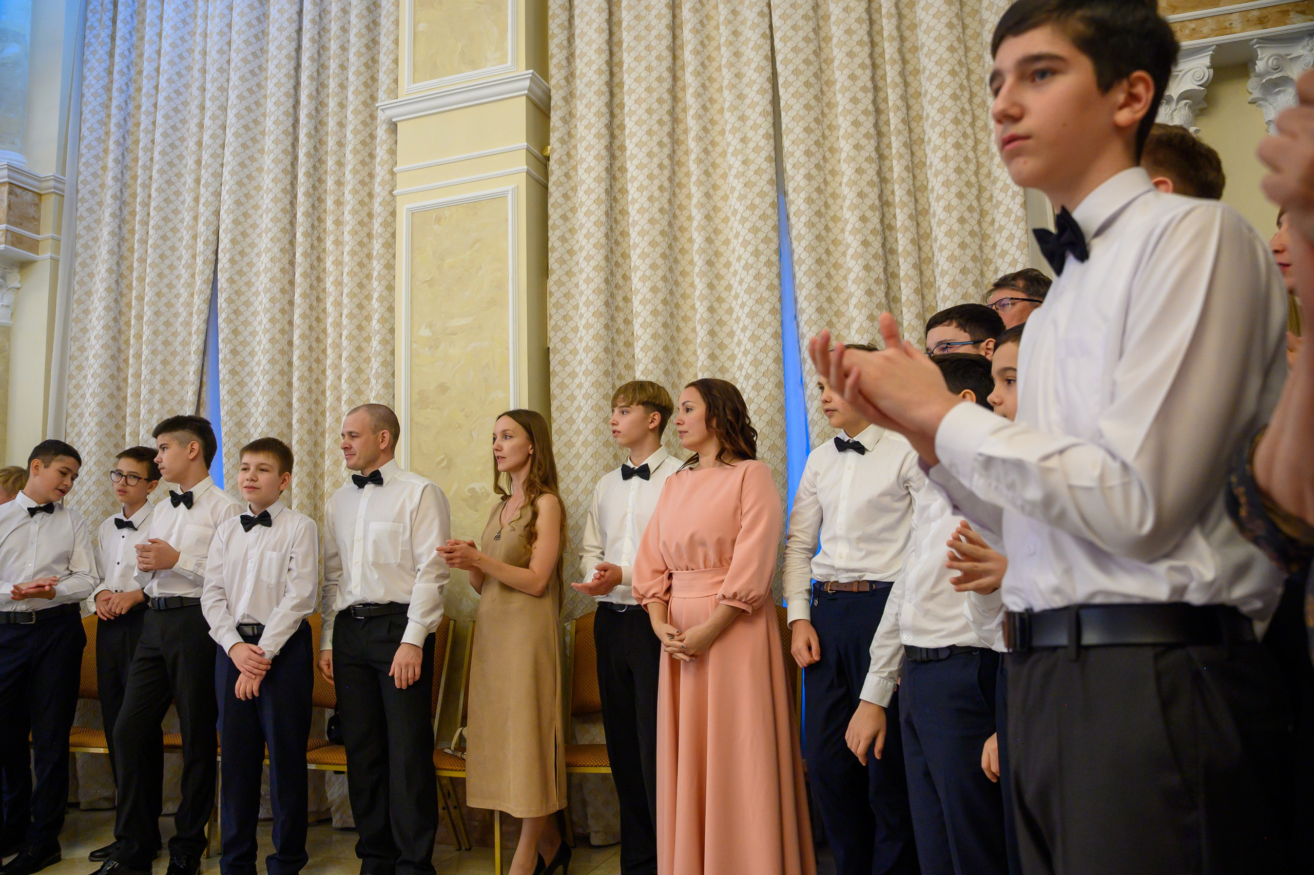 Бал ФМШ 7 класс. Фотограф новорожденных, семейный детский в Тюмени Татьяна Морозова