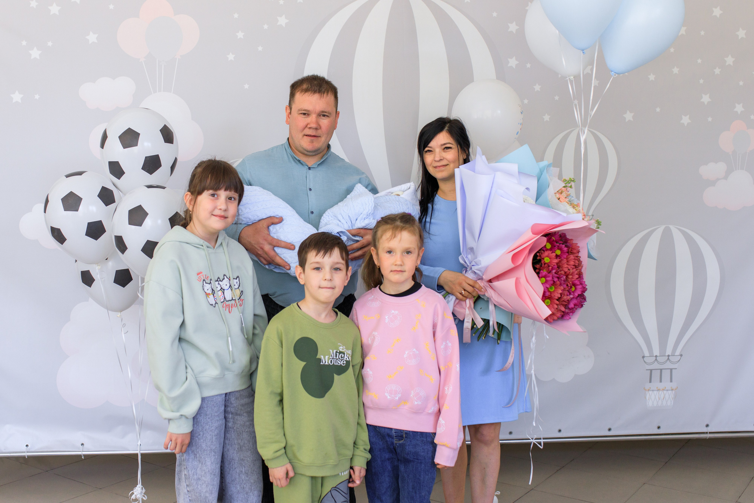 Съемка выписки из роддома. Фотограф в Уфе Ирина Идрисова