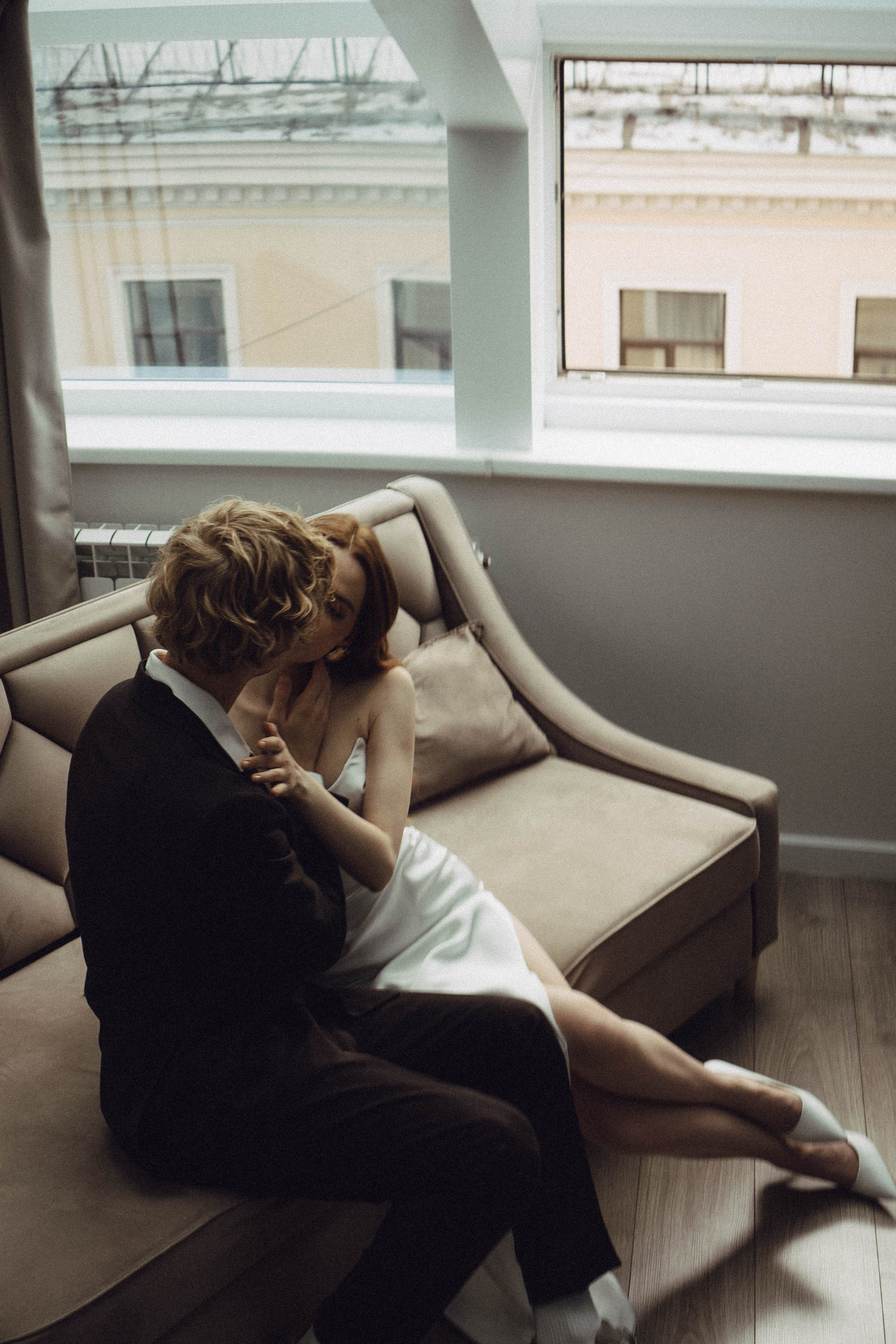 СВАДЕБНАЯ СЬЕМКА В ОТЕЛЕ. СБОРЫ ЖЕНИХА И НЕВЕСТЫ И ТАКЖЕ ТОР И ПОДГОТОВКА К ПРОГУЛКЕ. Профессиональный фотограф, Санкт-Петербург — Виктория Богомолова