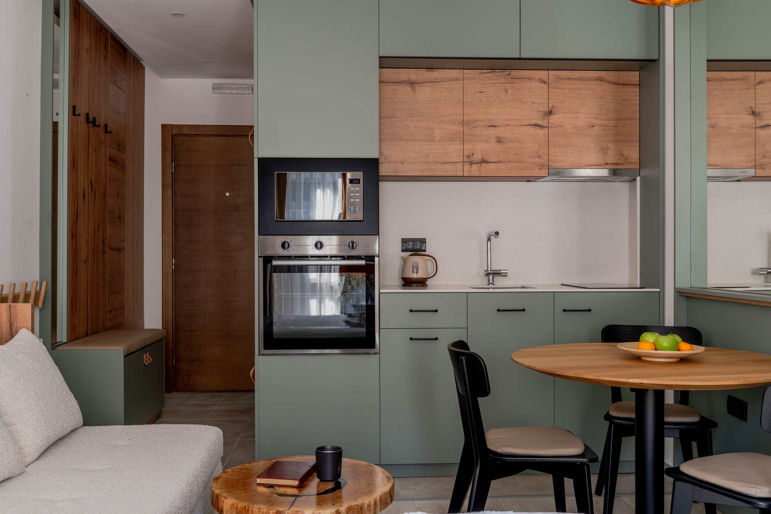 Madre interiors. Photographer Liana Sudets Serbia Kopaonik Brzece Brus