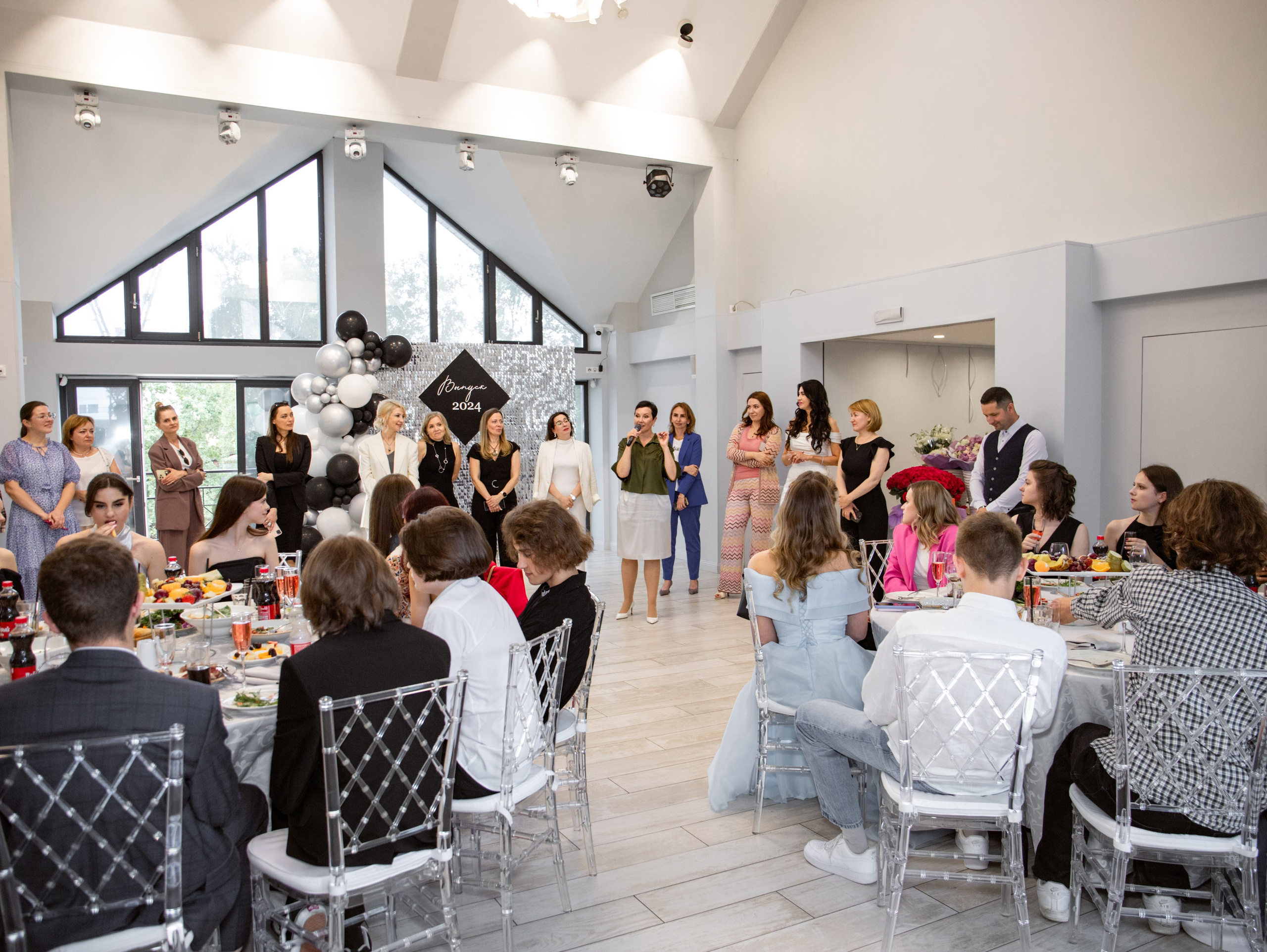 Выпускной 9 класс 2024. Свадебный и семейный фотограф в Москве Мила Широких