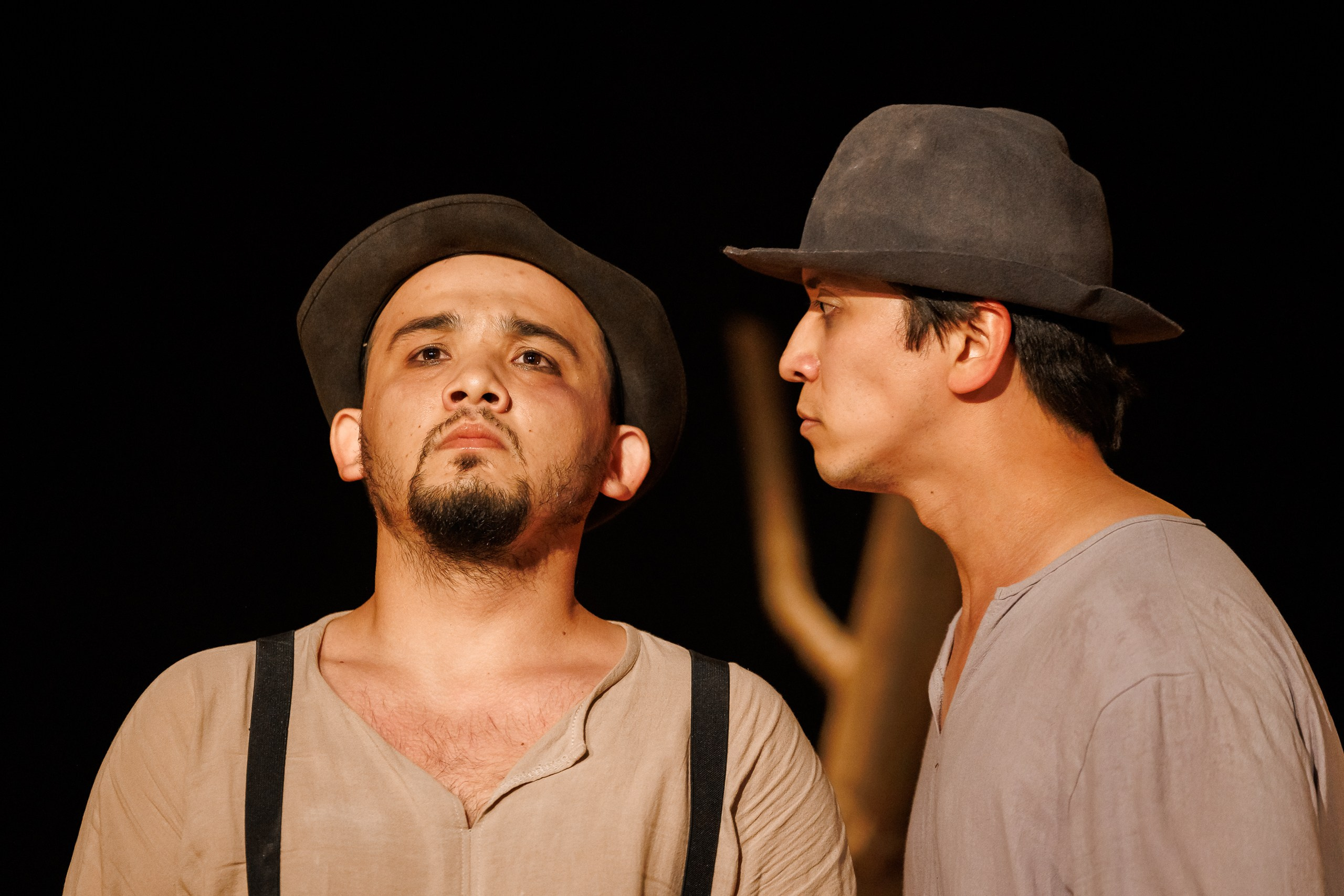 Спектакль «В ожидании Годо» от театра Д. Лица в СПб. Фотограф в Санкт-Петербурге — Сергей Петров