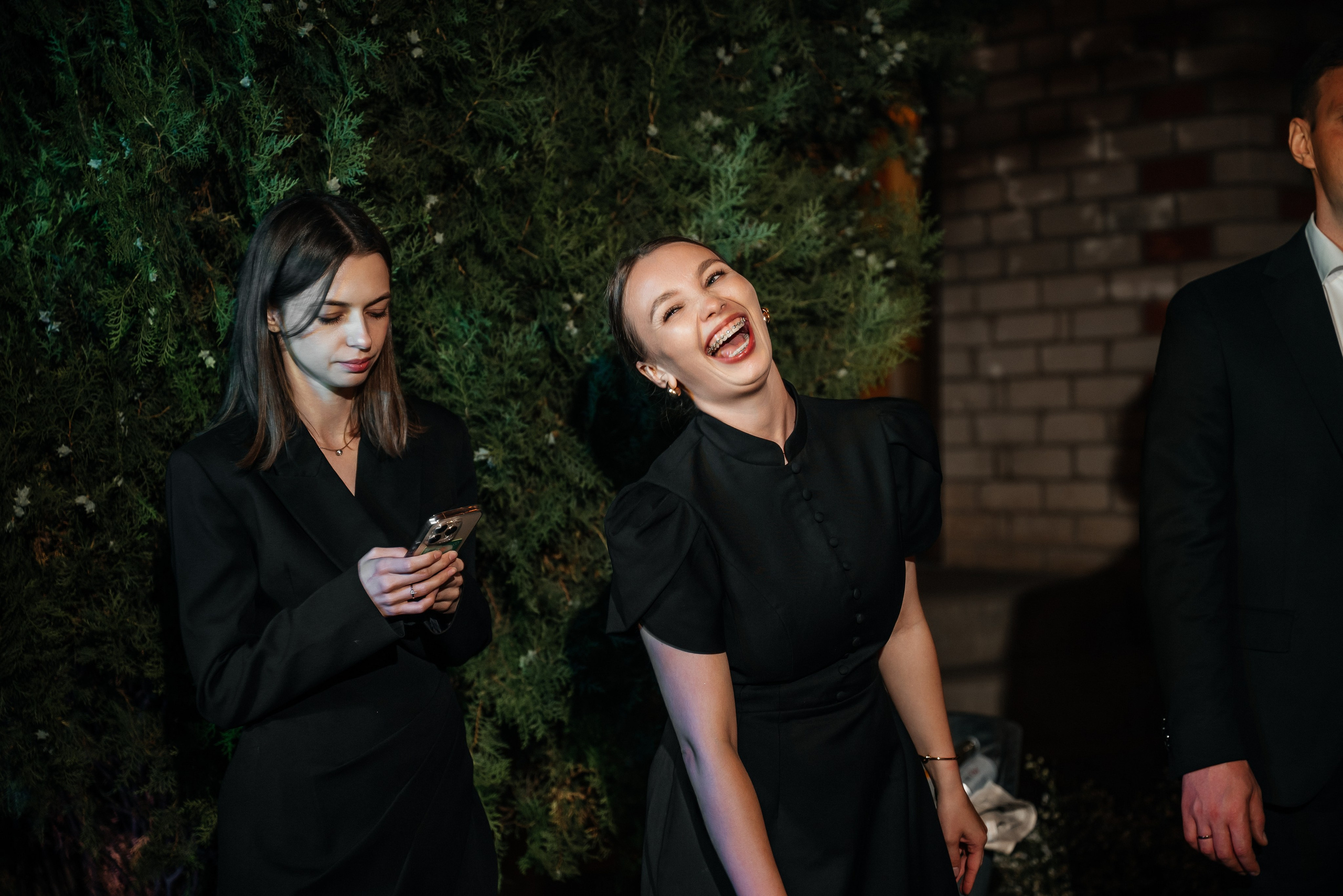 «Свадьба Даши и Артема». Школьный фотограф в Валуйках. Фотосессии для выпускников и изготовление выпускных альбомов в городе Валуйки и в Белгородской области