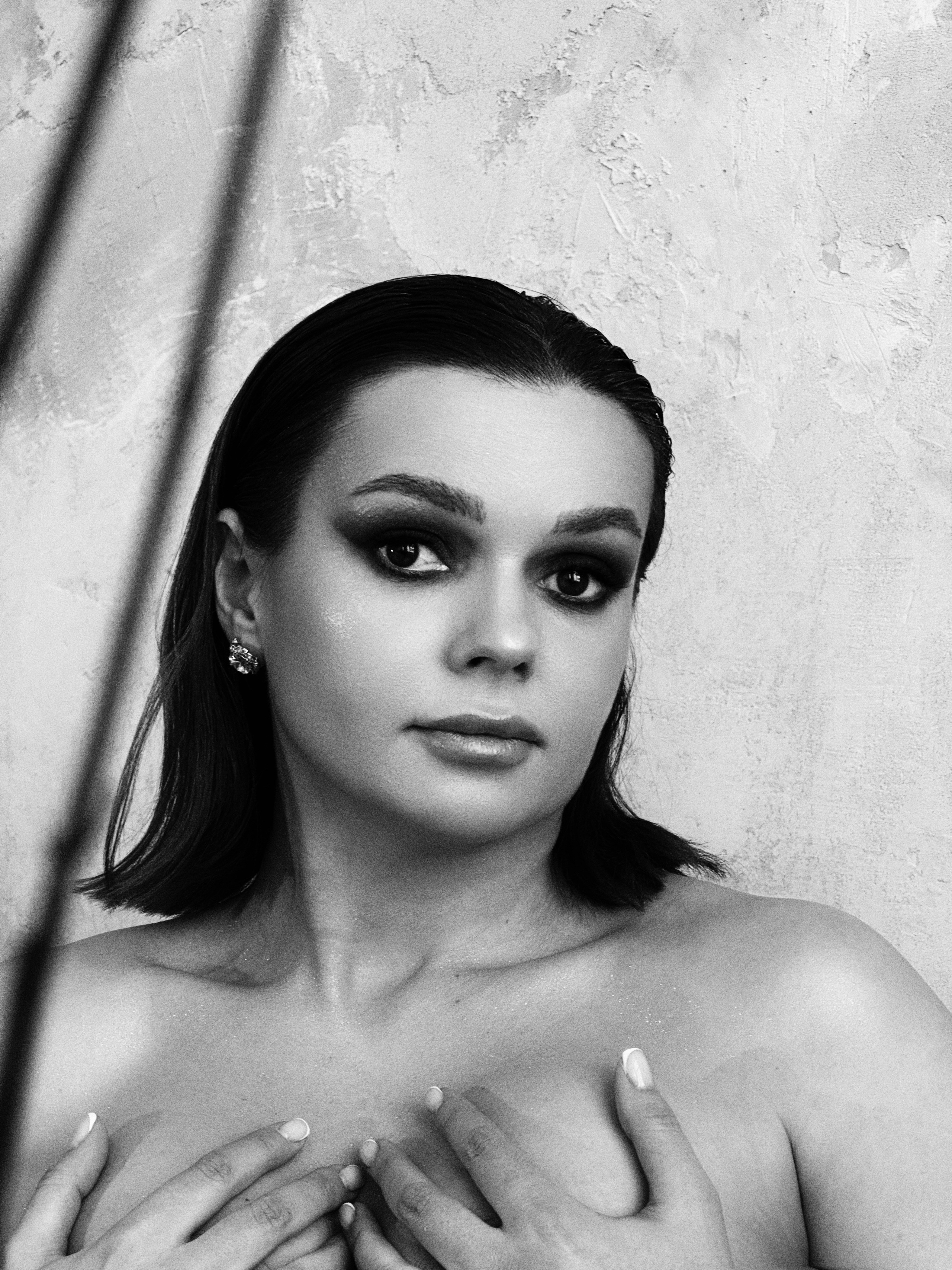 Съёмка в студии. Мобильный фотограф в Омске