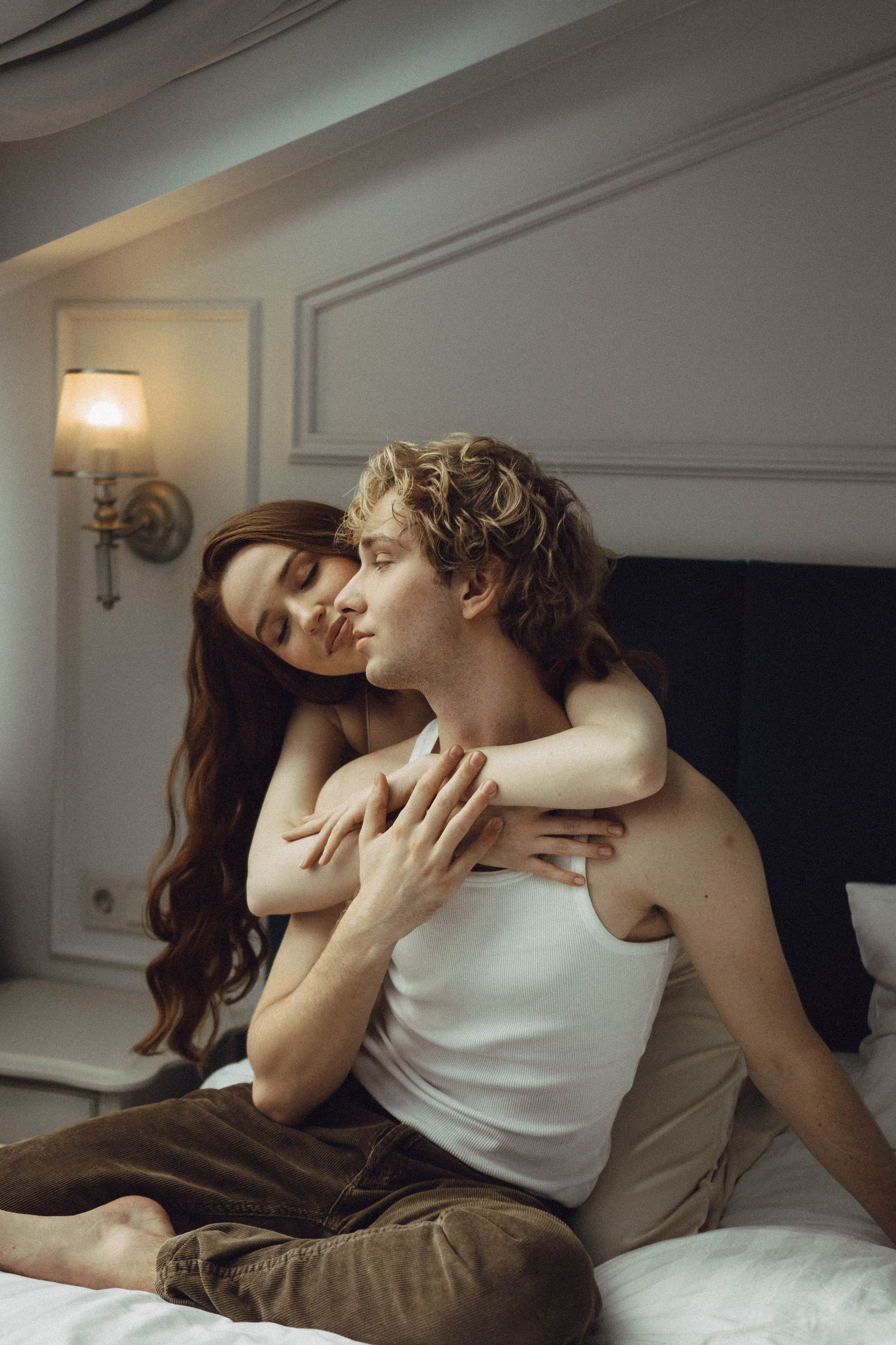 СВАДЕБНАЯ СЬЕМКА В ОТЕЛЕ. СБОРЫ ЖЕНИХА И НЕВЕСТЫ И ТАКЖЕ ТОР И ПОДГОТОВКА К ПРОГУЛКЕ. Профессиональный фотограф, Санкт-Петербург — Виктория Богомолова