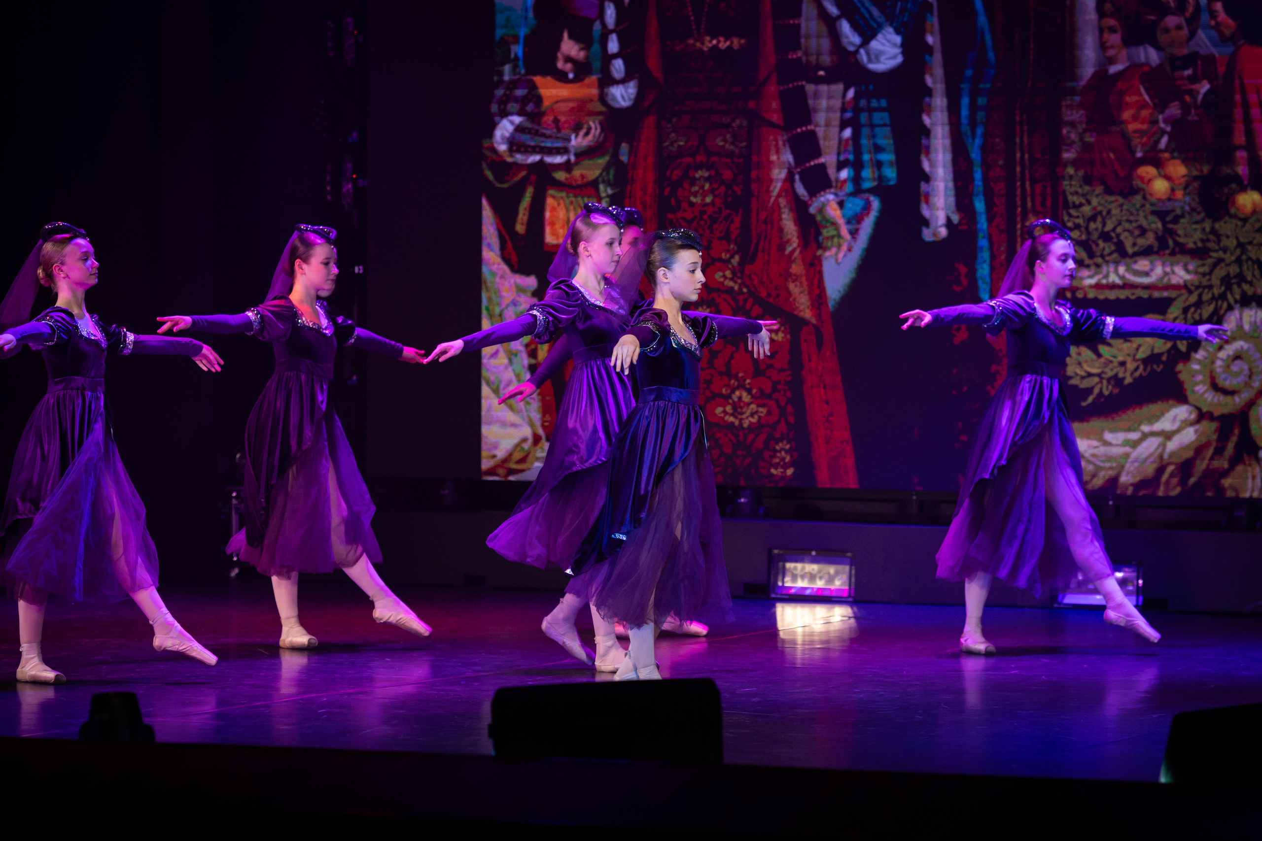 Дк Воровского отчетный концерт. Семейный и детский фотограф Анна Петракова