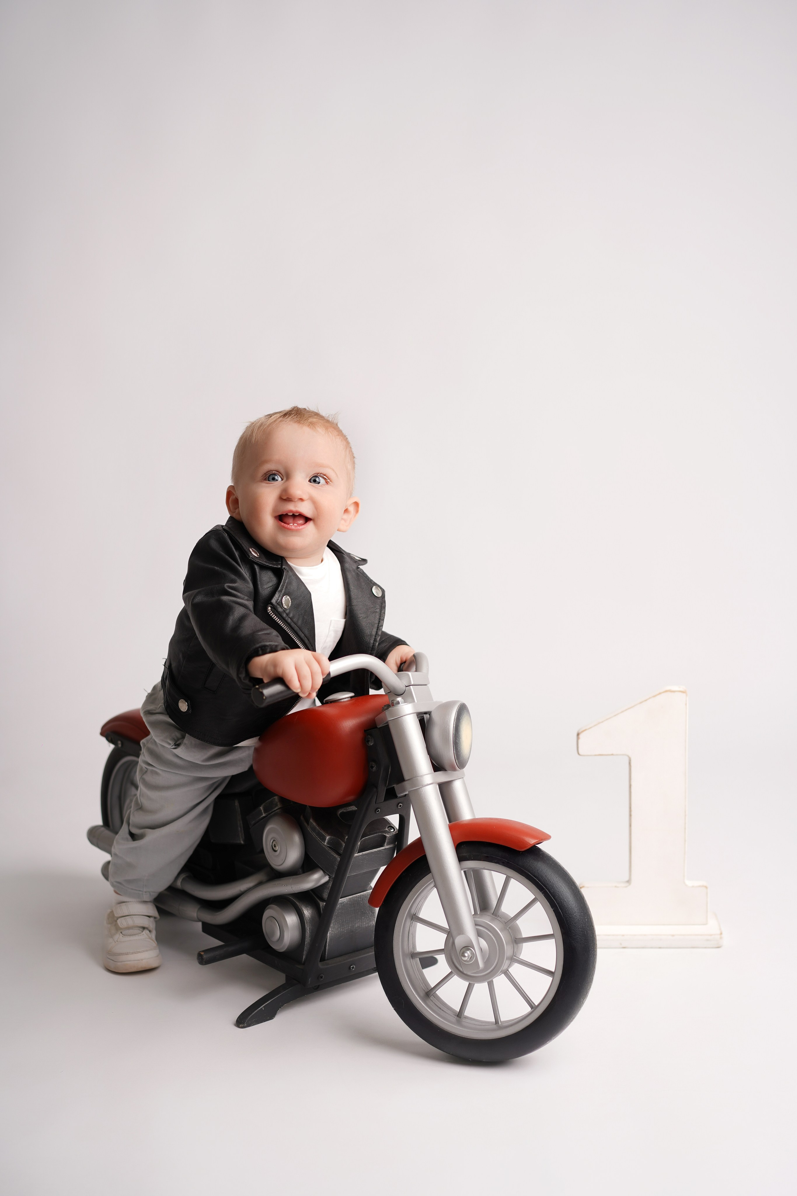 Годики. Фотограф новорождённых в Москве Елена Левина