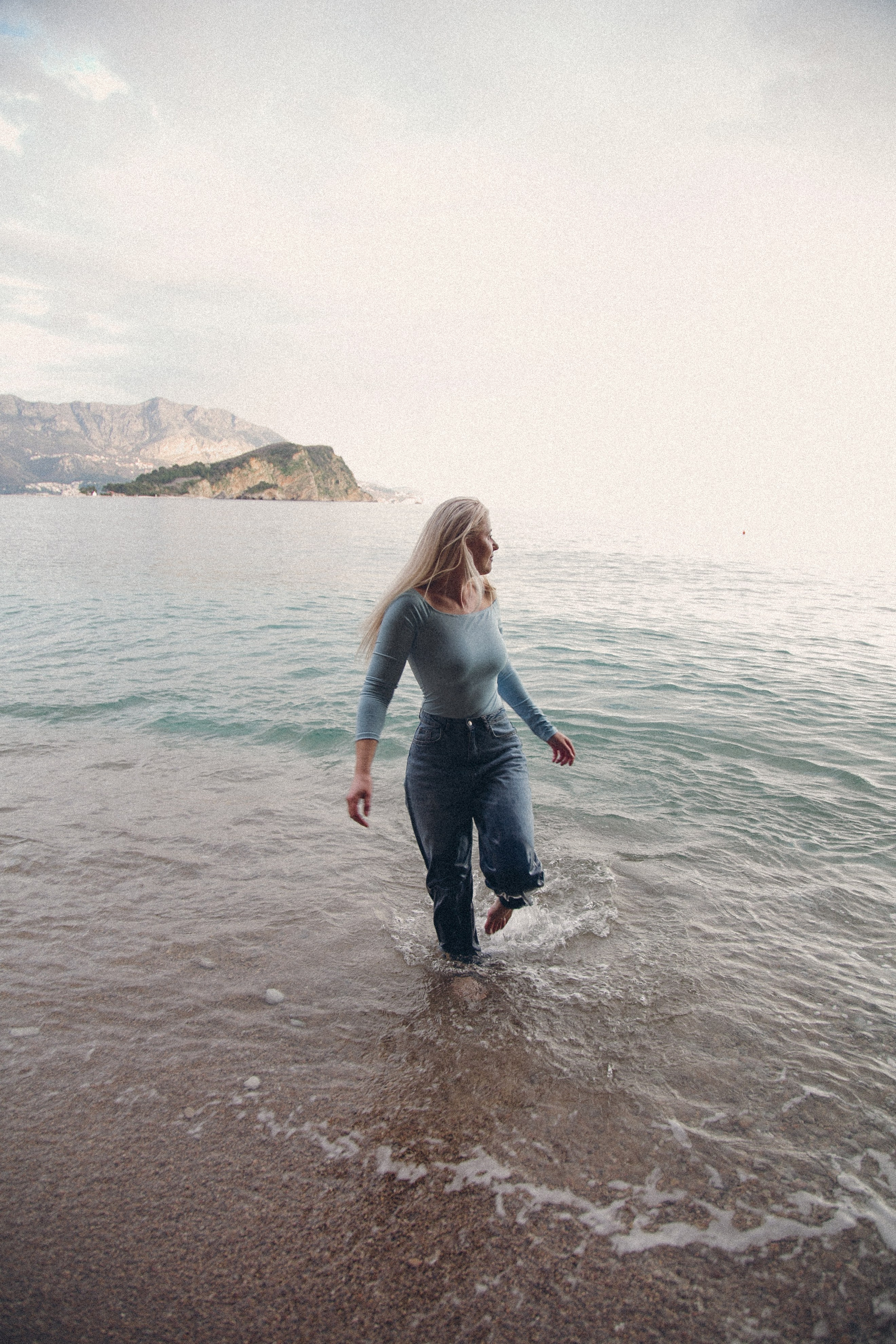 Женская фотосессия на море в Черногории. Семейный и свадебный фотограф в Черногории Татьяна Белякова