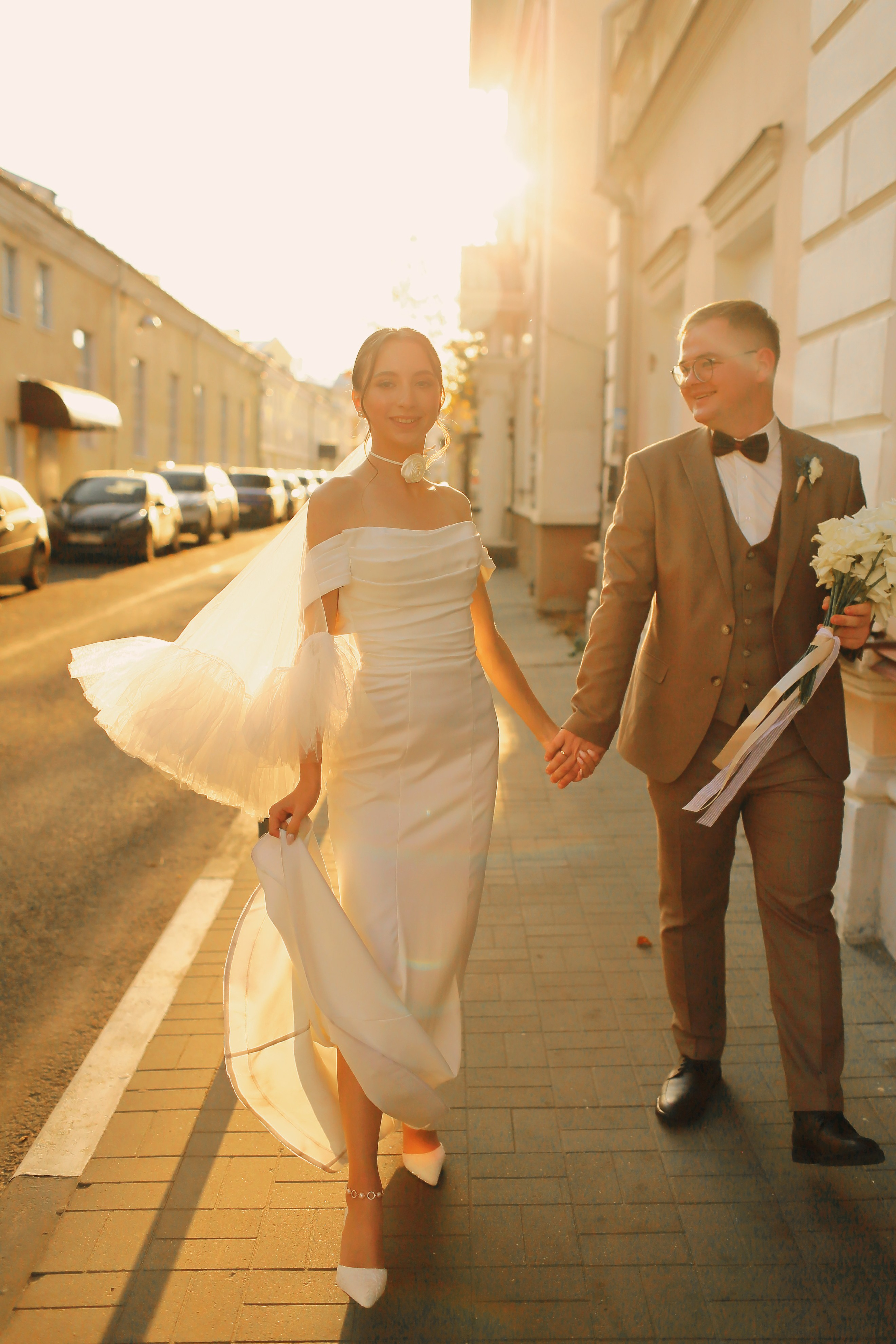 Свадебная осенняя фотосессия Ивана и Лидии в городе. Свадебный и репортажный фотограф в Ярославле и Санкт-Петербурге Роман Микрюков