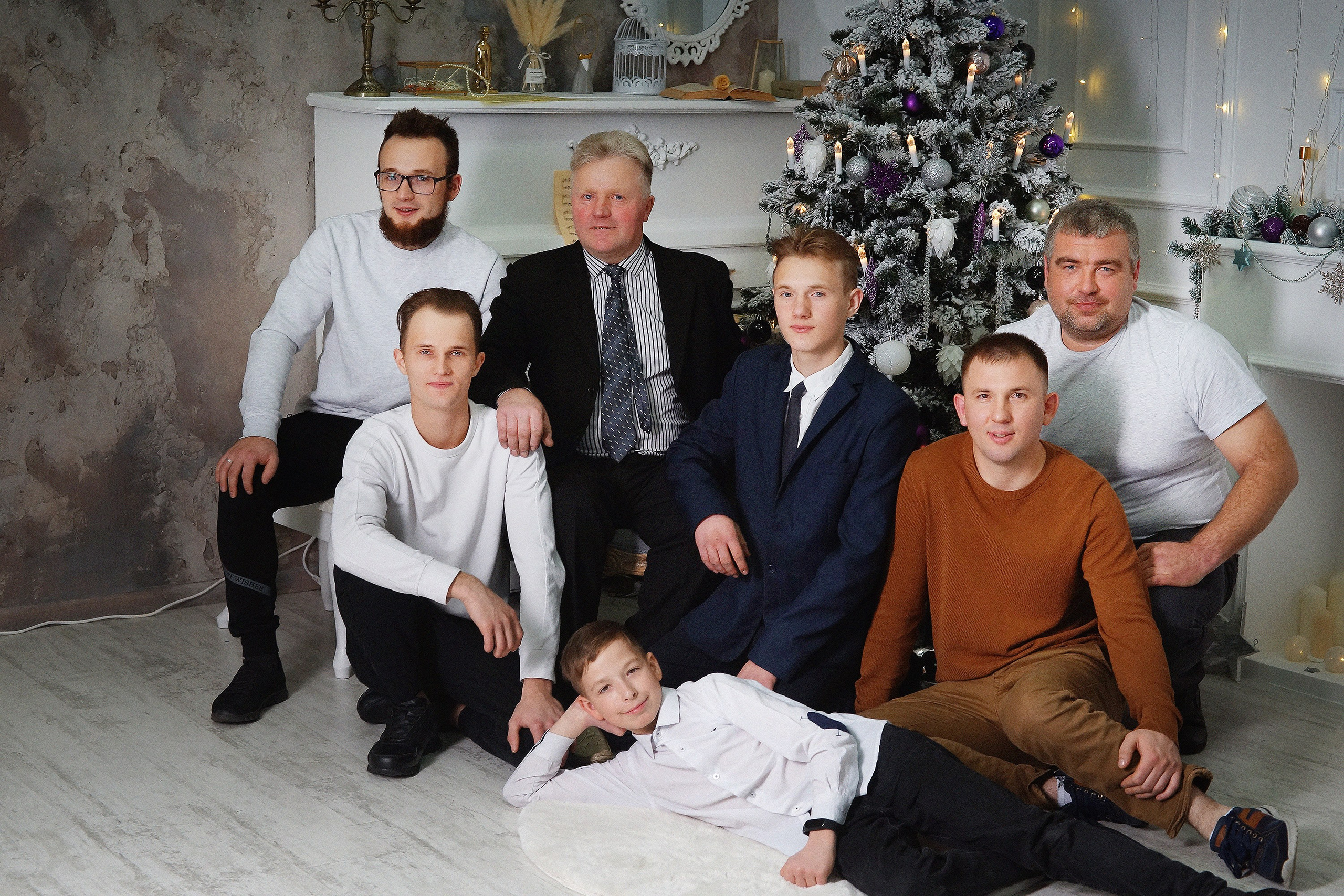 Семейная съёмка в студии. Семейный фотограф г. Новокузнецк Юлия Машникова