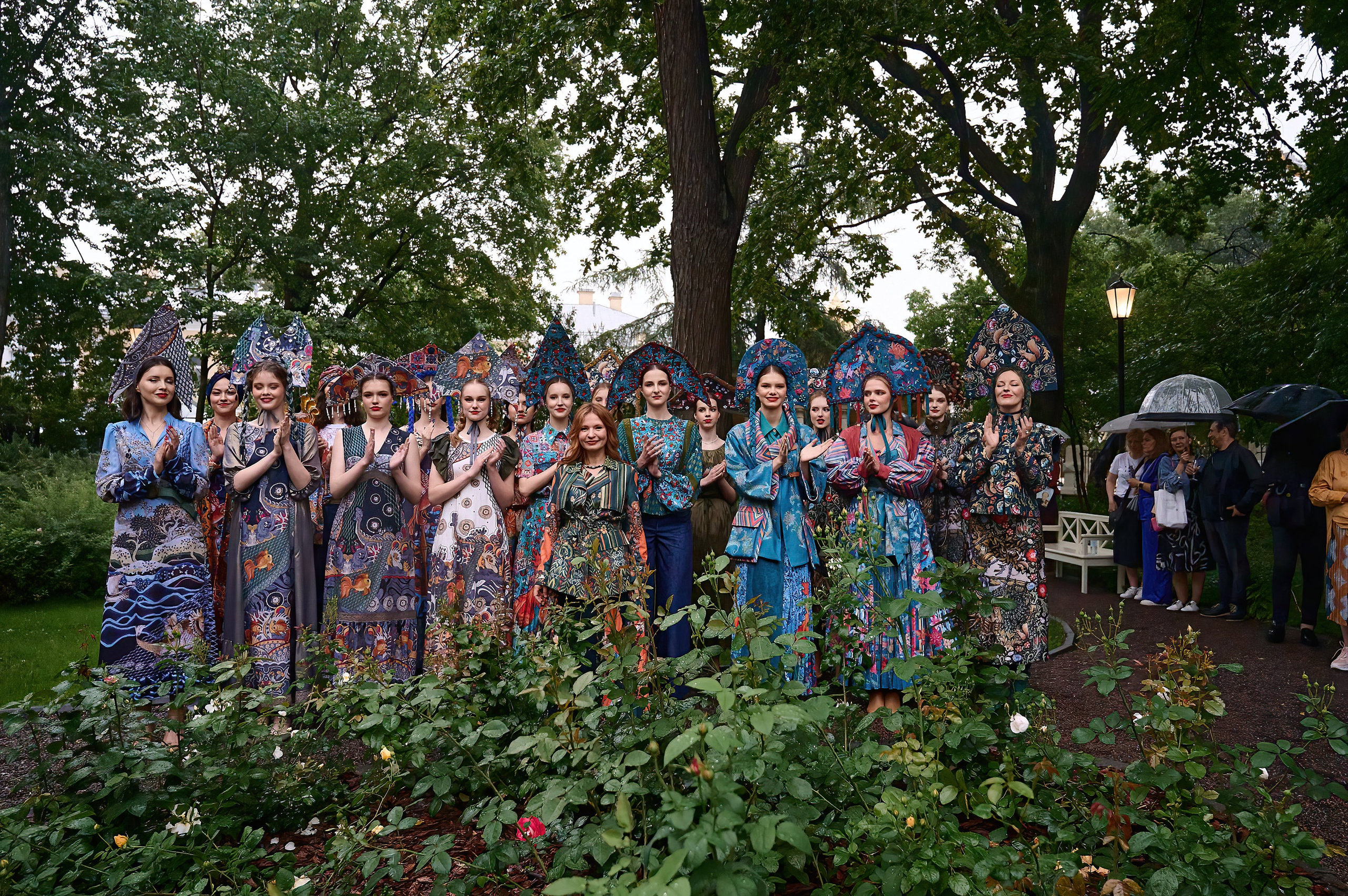 Душегрея. 2024. Дима Бабушкин. Фотограф. Подиум. Репортаж. Творчество. Дорого