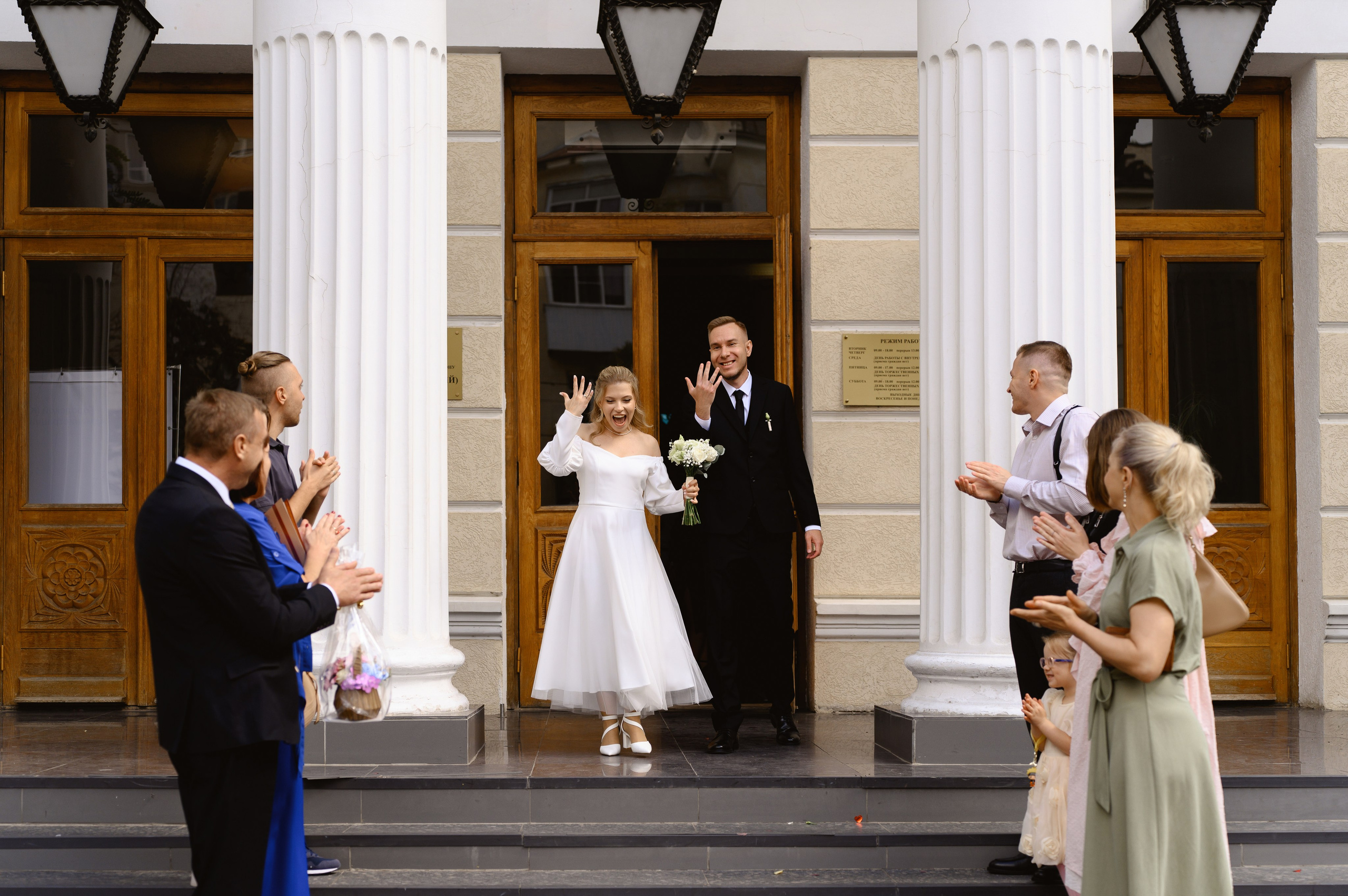 Свадебная съемка в Ростове, прогулка на яхте и семейный ужин за городом