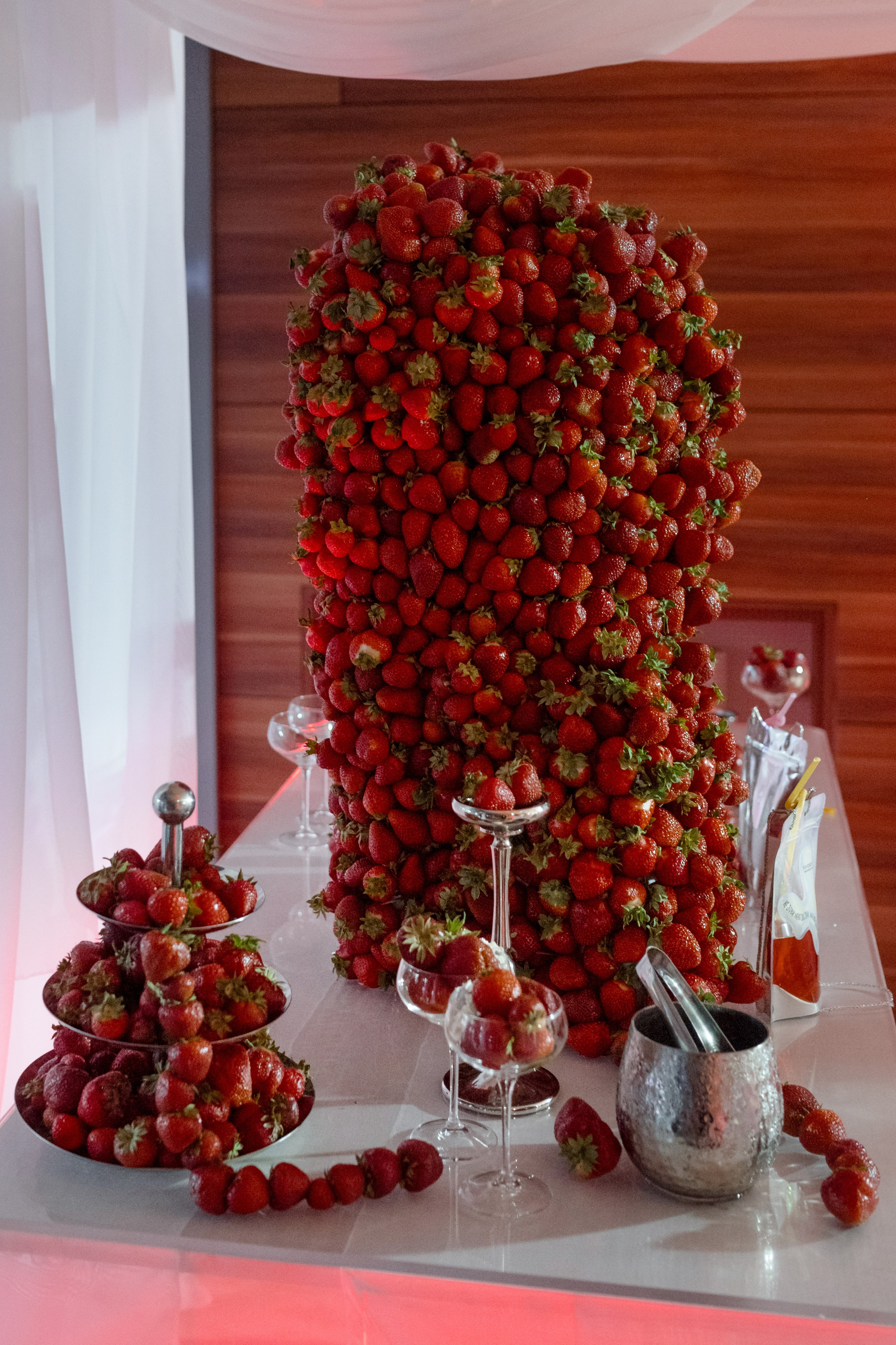Strawberry event. Свадебный фотограф в Минске