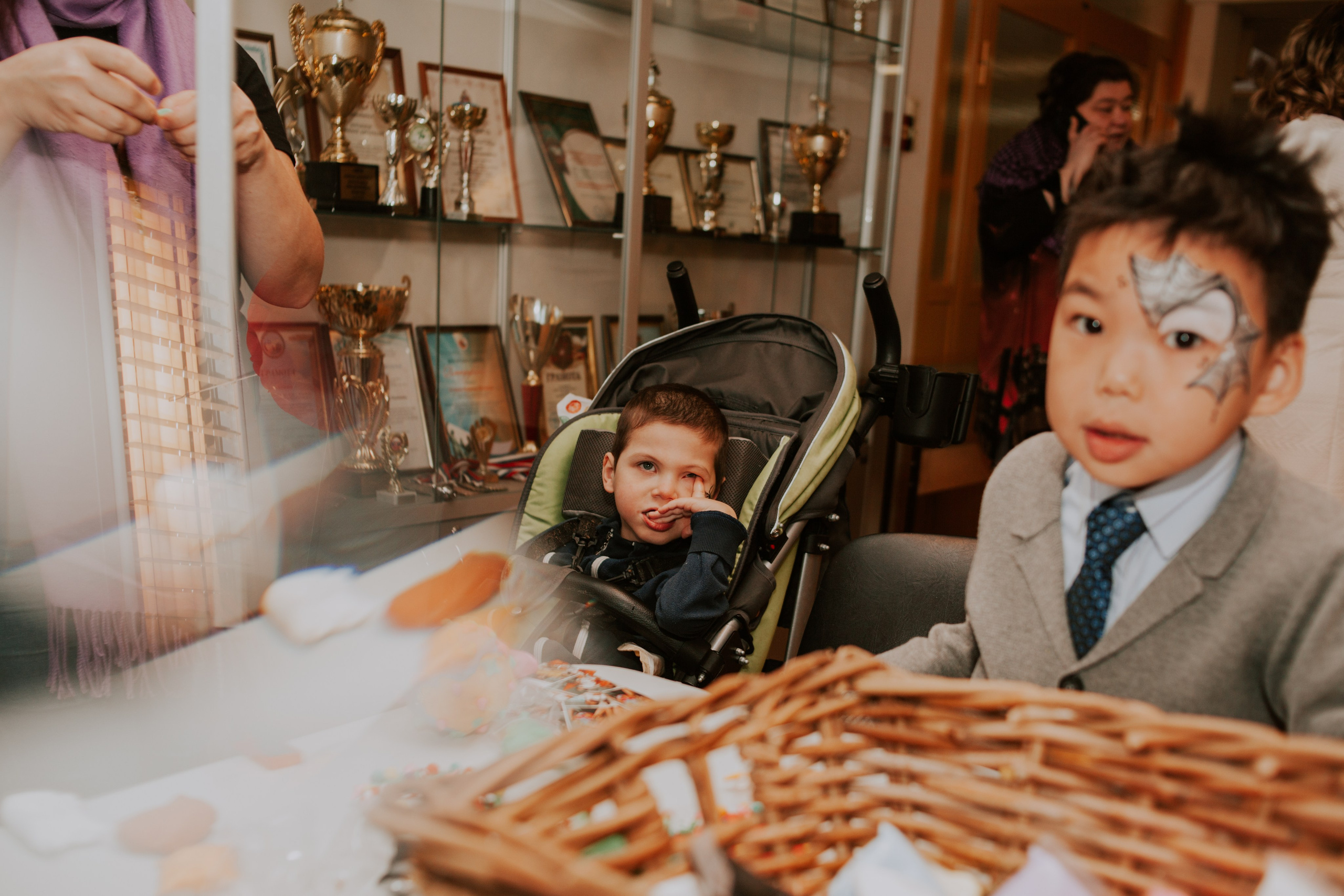 Мастер-класс от Мастерской Наташи Ой на фестивале для детей с ОВЗ «Шире круг». Семейный фотограф во Всеволожске и Санкт-Петербурге Юлия Капустина