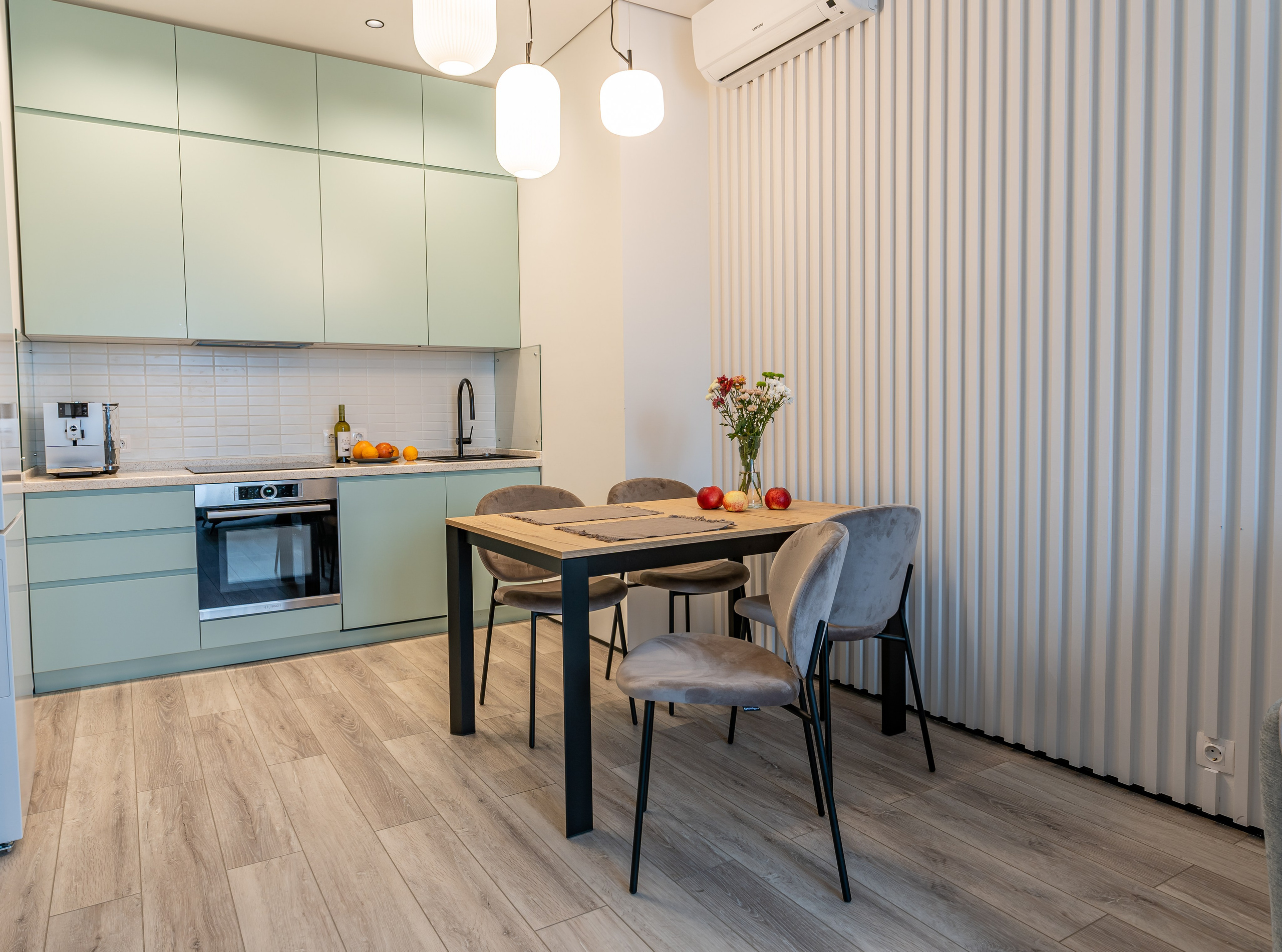 Алматы, Bureau2×2 — реализованный дизайн-проект квартиры, ноябрь 2022. Интерьерный фотограф Алматы