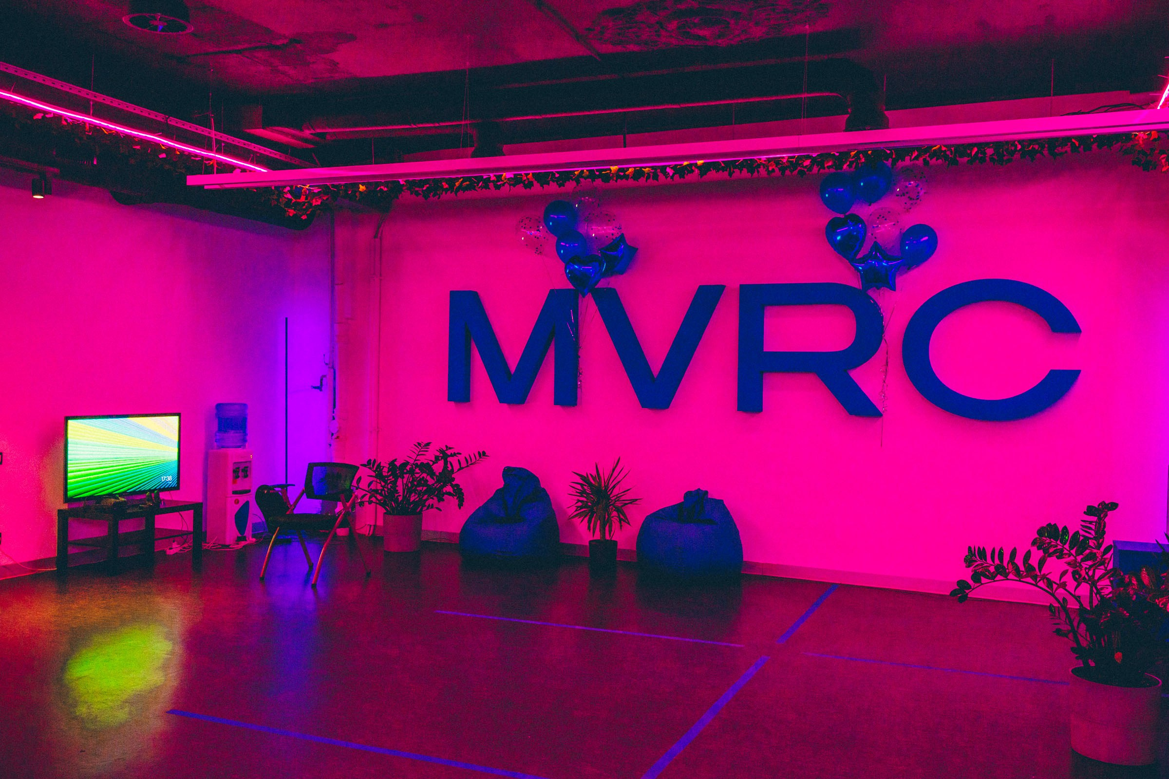 Открытие VR CENTER. Семейный и ивент фотограф в Москве Мария Маликова