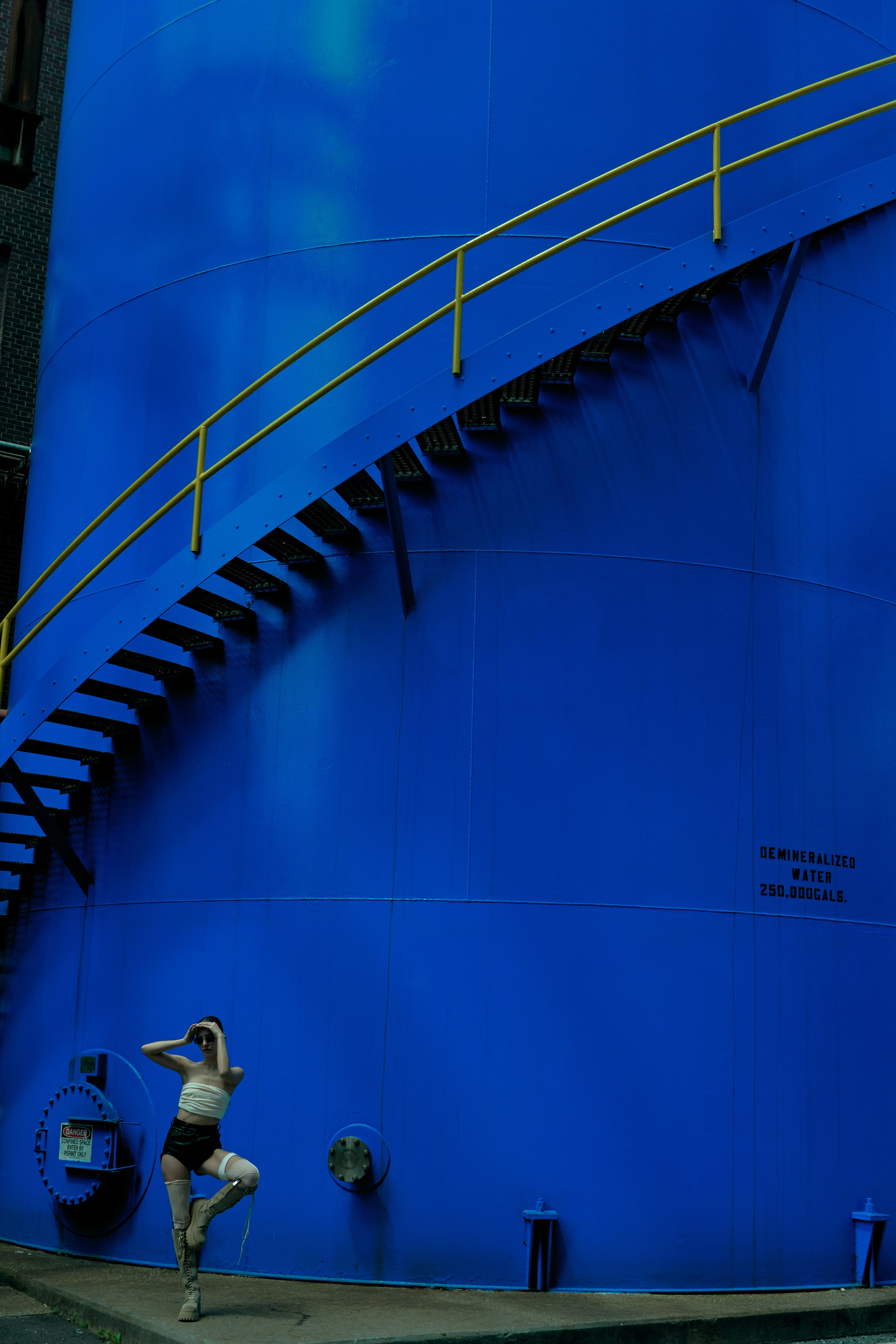 ANGELA NIKOLAU. Yulia Otroschenko