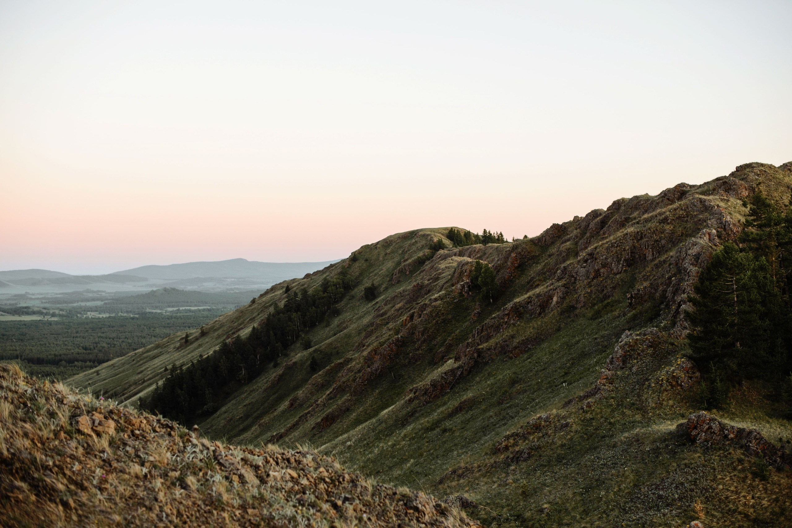 Love Story на горе Нурали – романтическая фотосессия в горах. Свадебный фотограф в Миассе Татьяна Ружникова