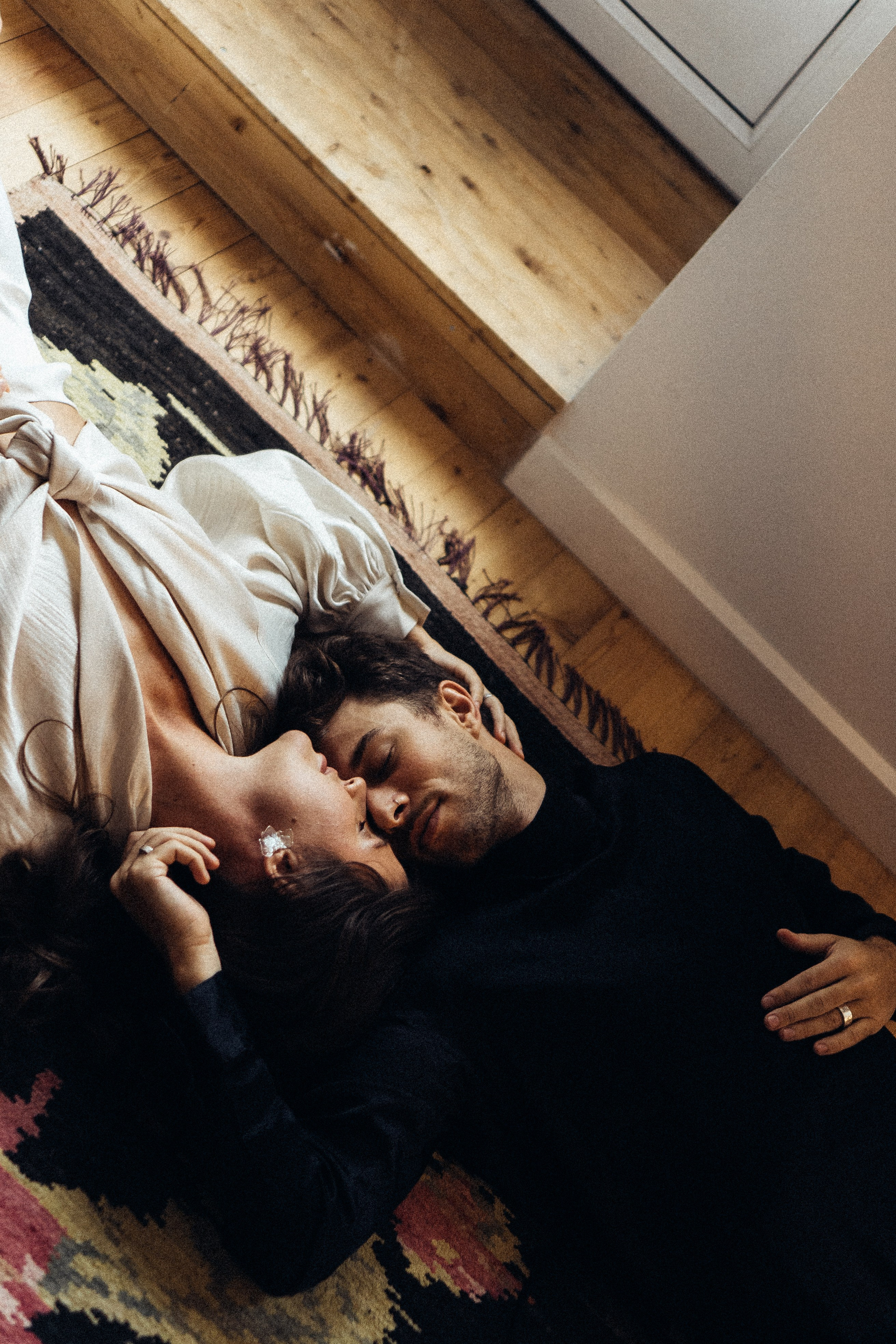 УТРО ЖЕНИХА И НЕВЕСТЫ В ПИТЕРСКОЙ КВАРТИРЕ И СЬЕМКА С СВАДЕБНЫХ ОБРАЗАХ. Профессиональный фотограф, Санкт-Петербург — Виктория Богомолова