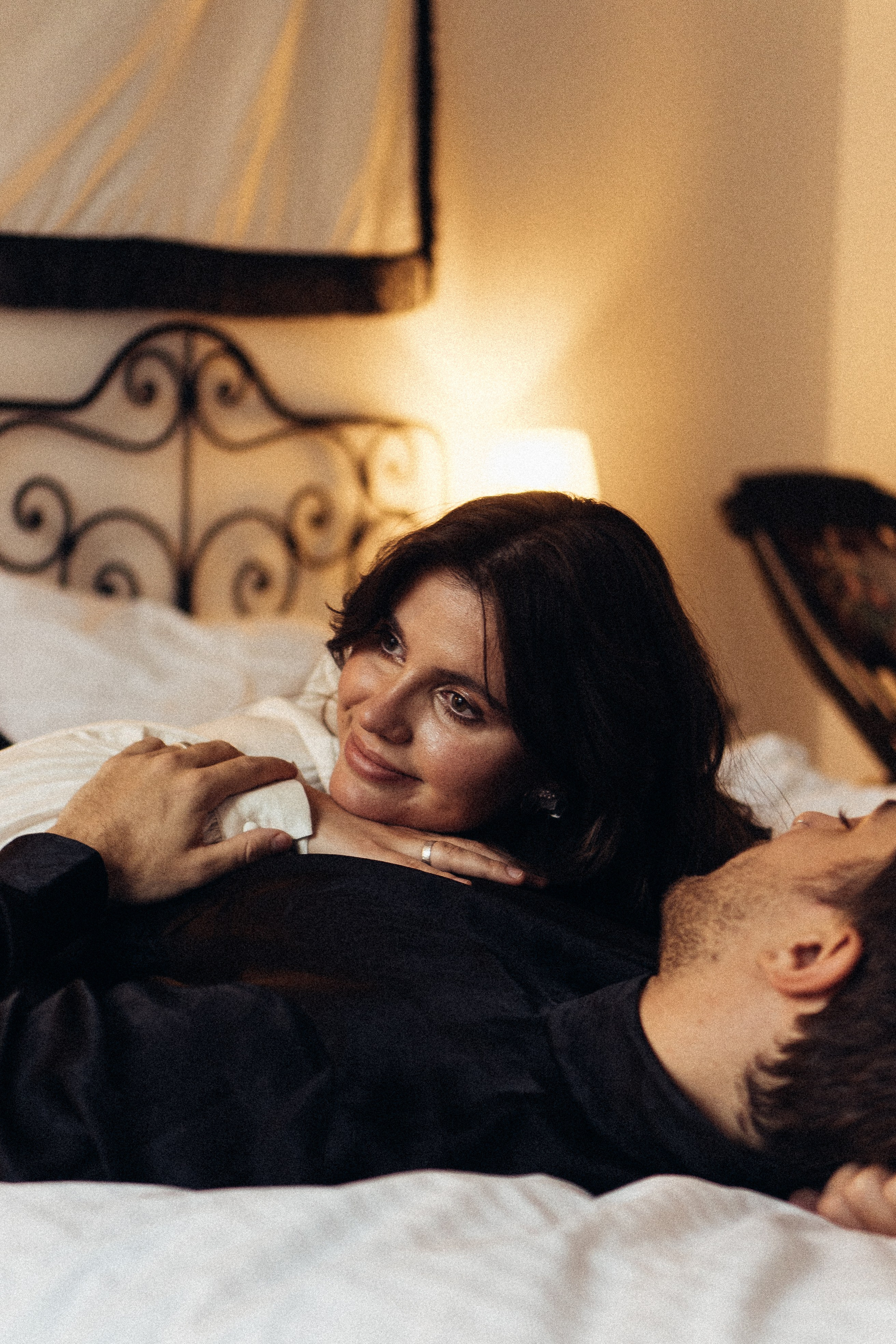 УТРО ЖЕНИХА И НЕВЕСТЫ В ПИТЕРСКОЙ КВАРТИРЕ И СЬЕМКА С СВАДЕБНЫХ ОБРАЗАХ. Профессиональный фотограф, Санкт-Петербург — Виктория Богомолова