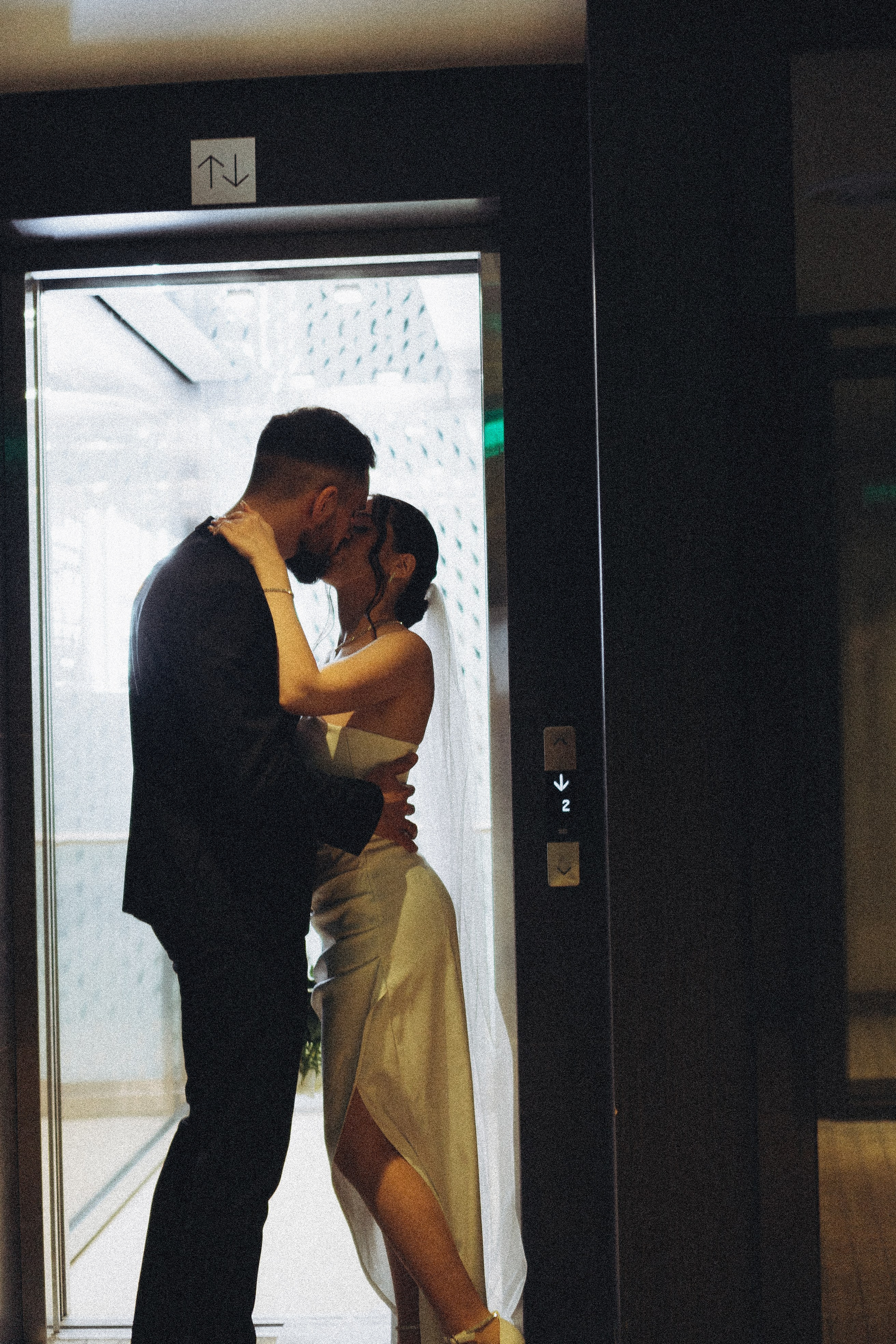 СВАДЕБНАЯ СЬЕМКА СБОРОВ ЖЕНИХА И НЕВЕСТЫ В ОТЕЛЕ И ТАКЖЕ ФОТОСЕССИИЯ В ОТЕЛЕЕ МЕГАПОЛИС БРЯНСК. Профессиональный фотограф, Санкт-Петербург — Виктория Богомолова