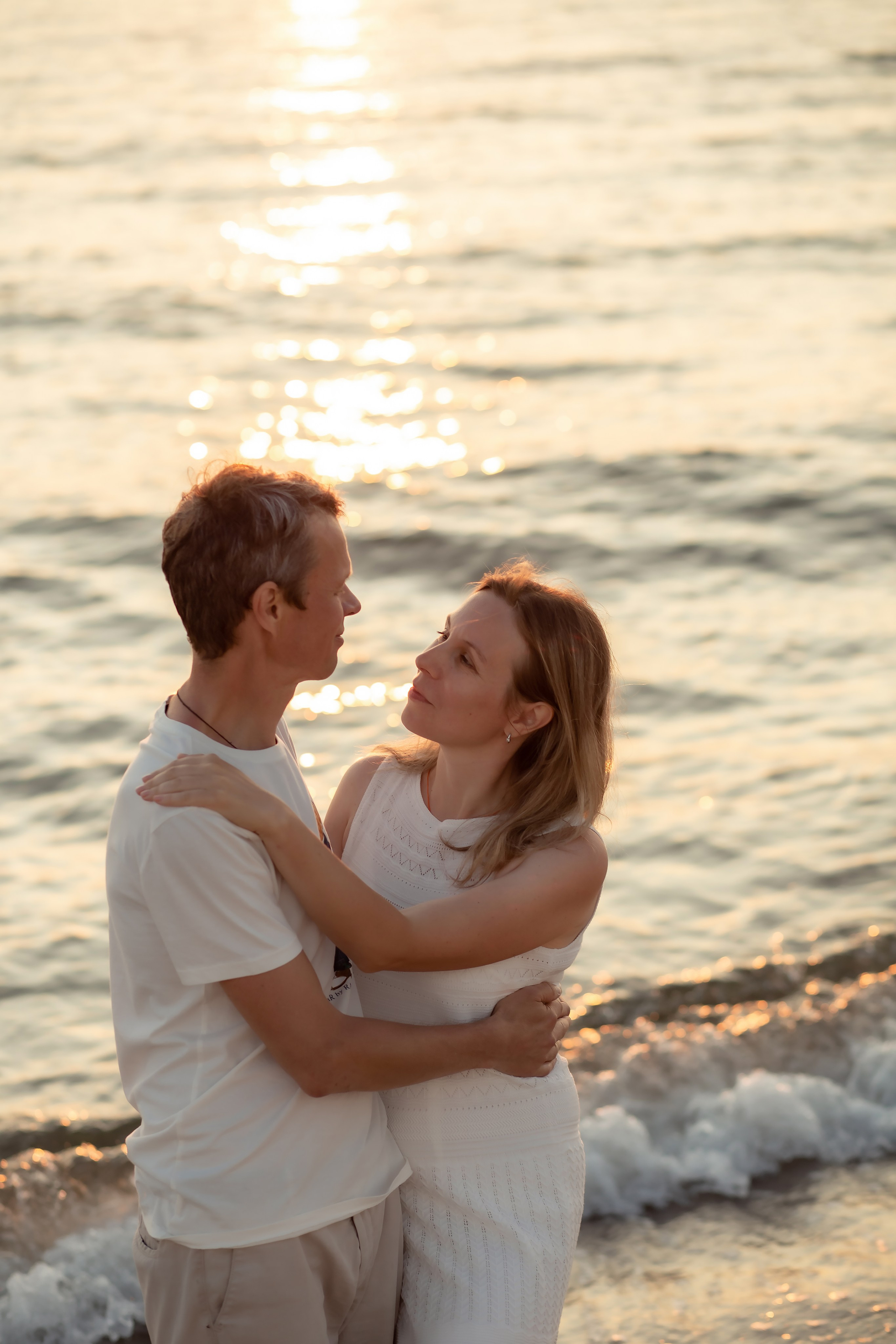 Екатерина и Антон. На закате. Фотограф в Калининграде Решетникова Алина