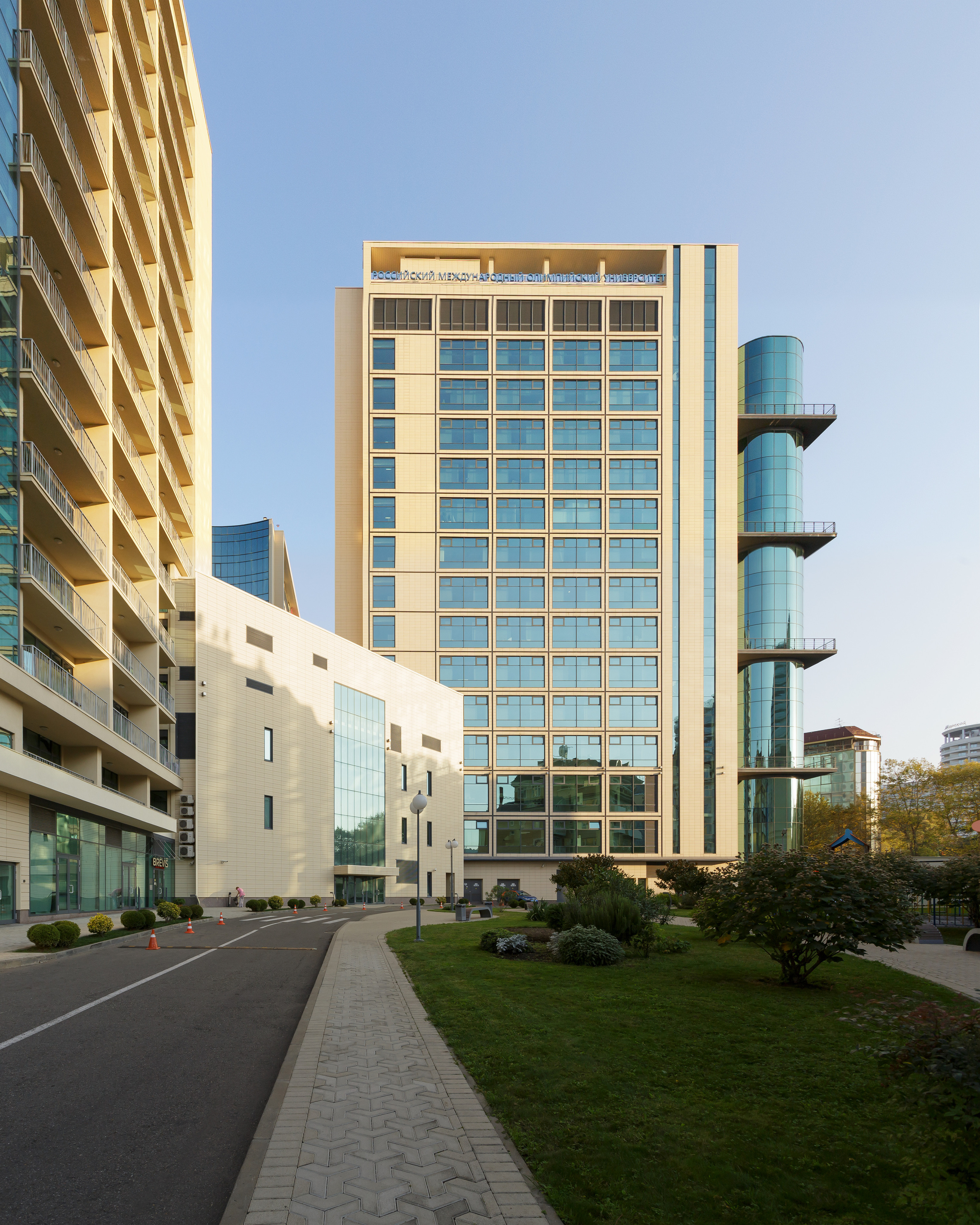 Здание-высотка