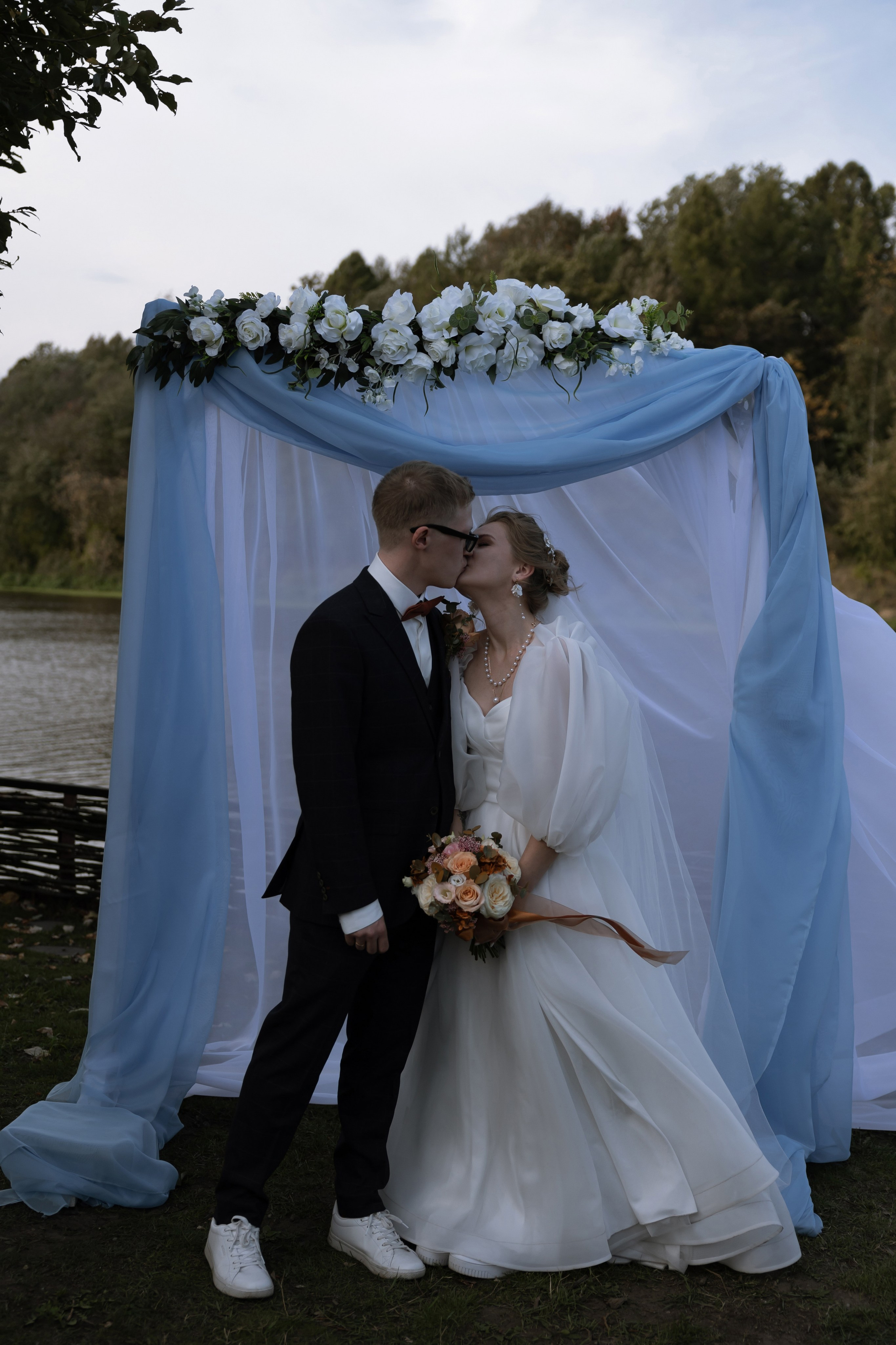 Иван и Виктория. Свадебный фотограф в Санкт — Петербурге и Ленинградской о