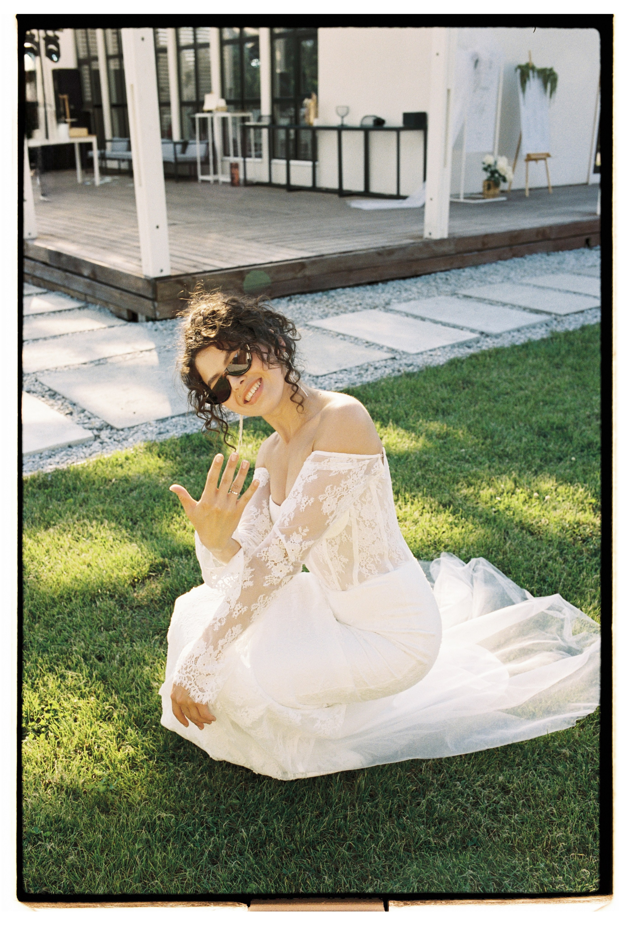 Плюс тридцать градусов на лужайке. Фотограф Андрей Куськало