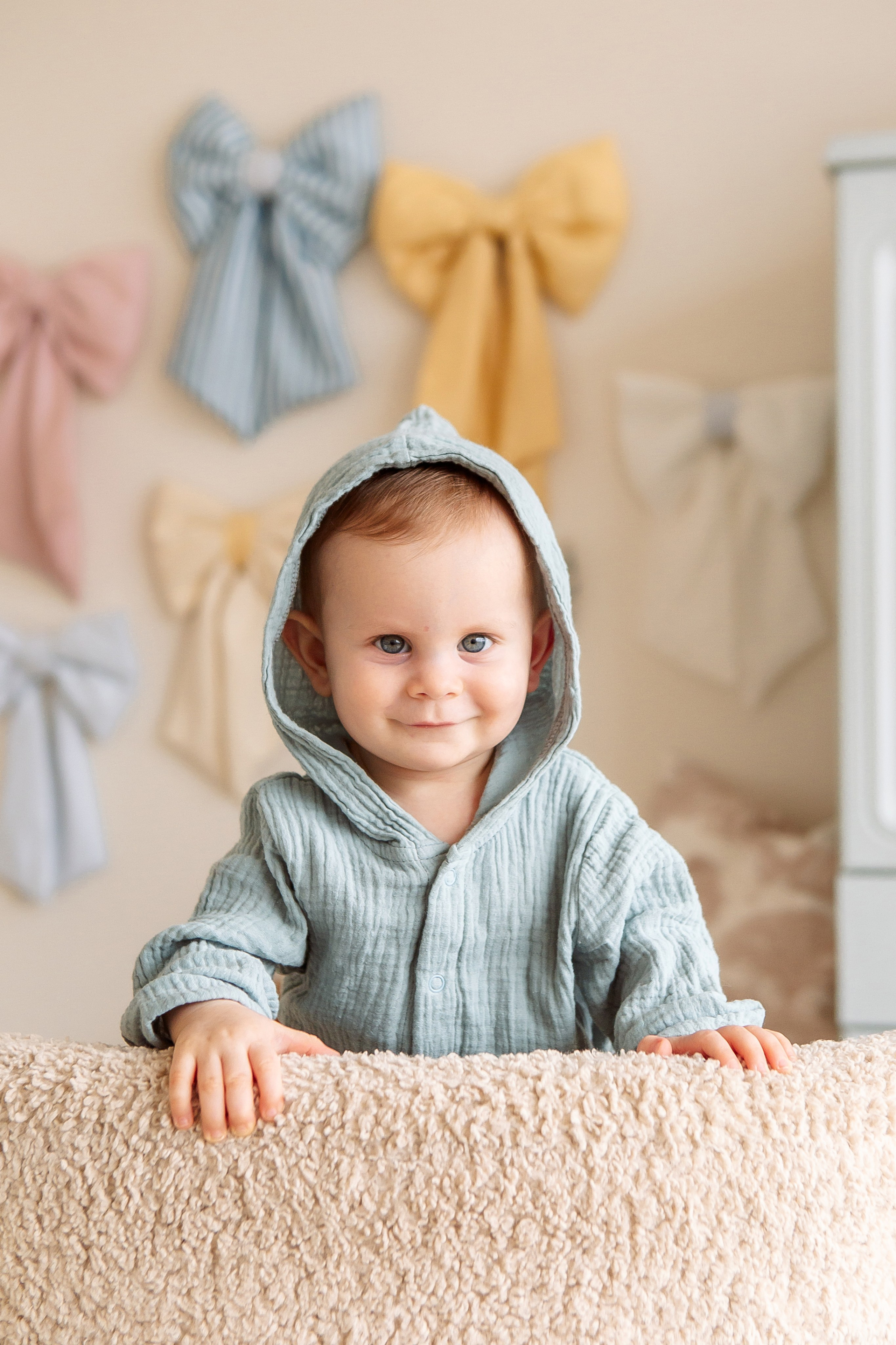 Виктор и его семья в студии Форест. Семейный детский фотограф. Фотосессия в Минске