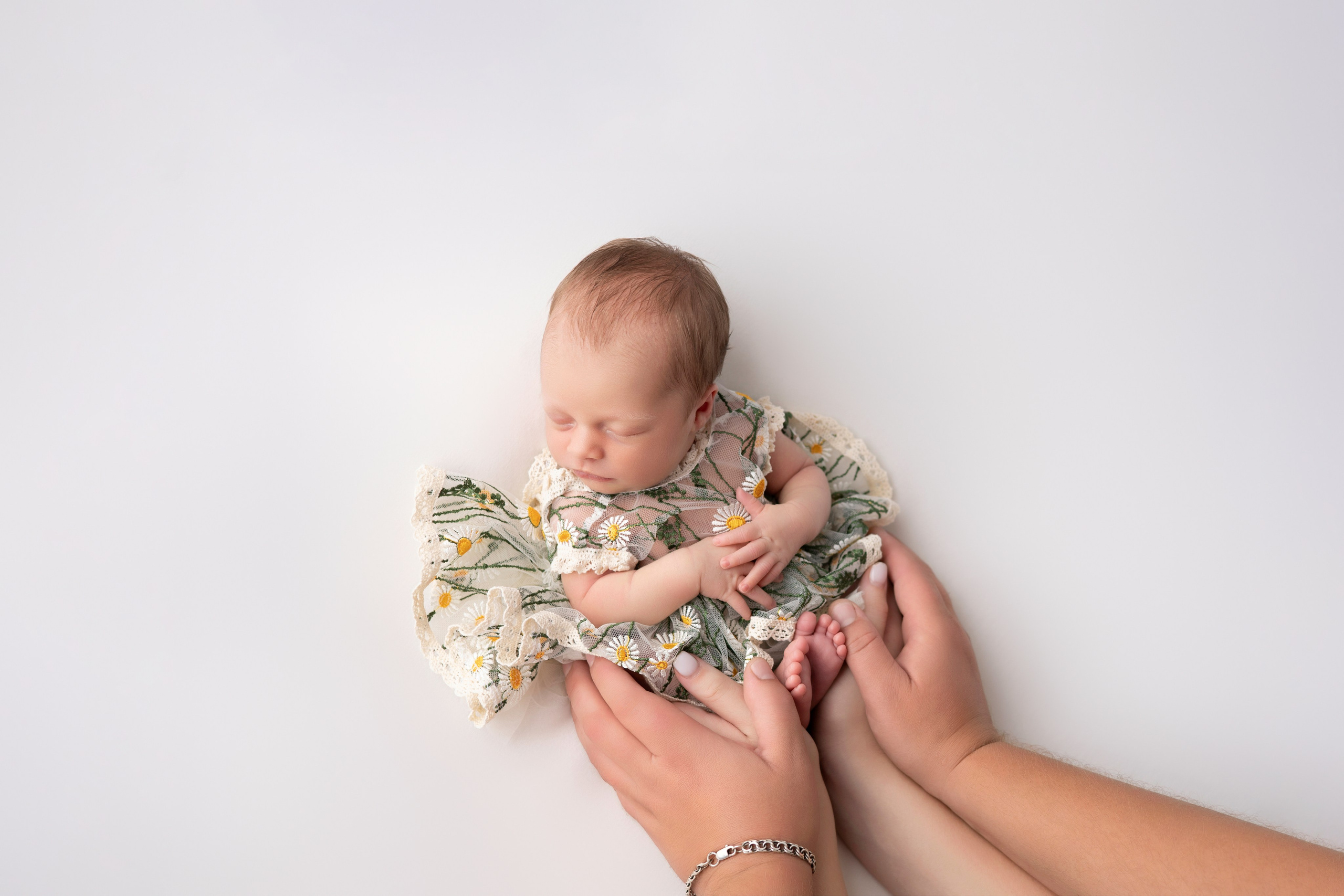 Фотограф новорожденных в Электростали Белла Чайковская