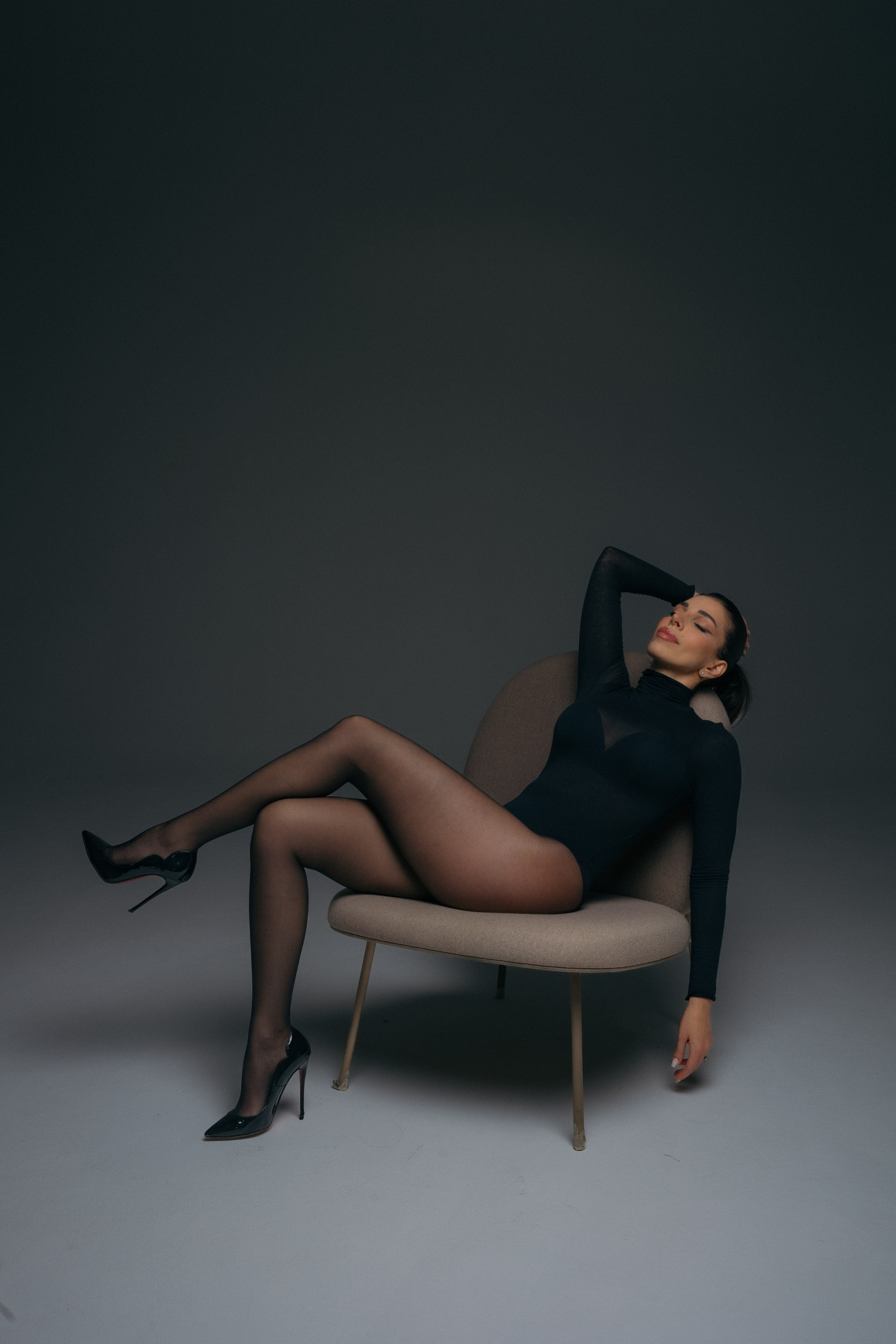 МАРИНА. Я фотограф из Москвы к Вашим услугам