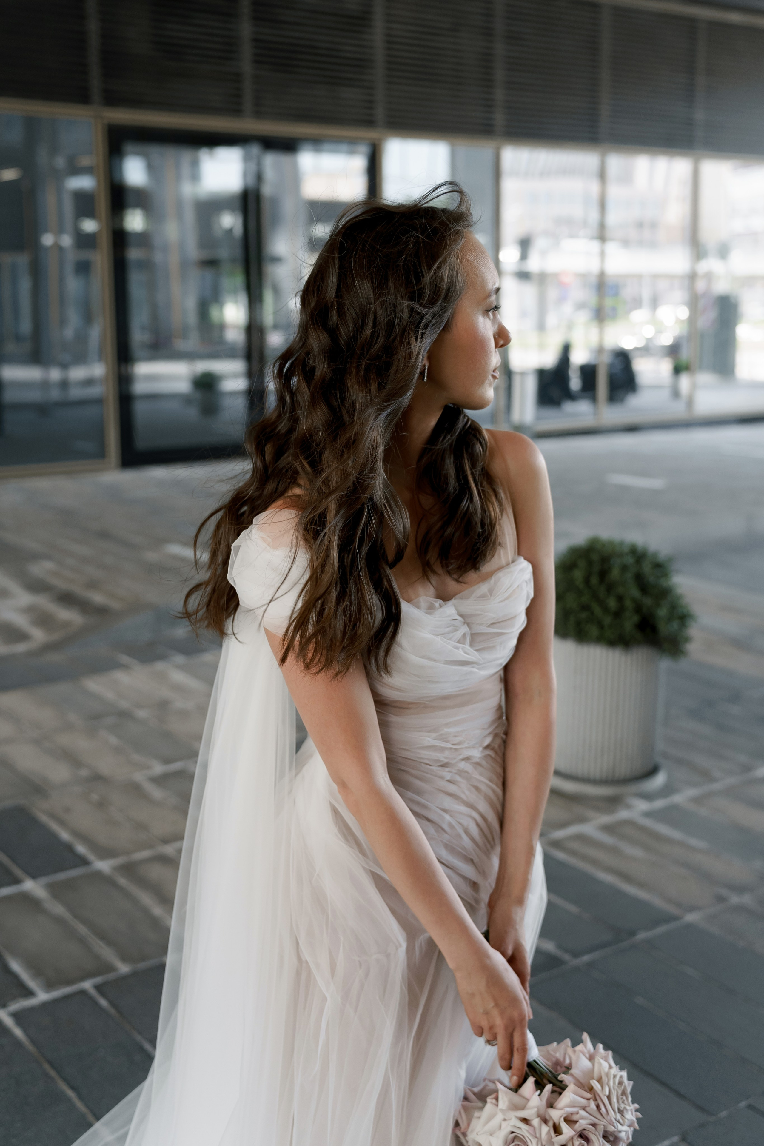 Свадебные и вечерние образы. Прически и макияж. Услуги свадебного стилиста в Москве