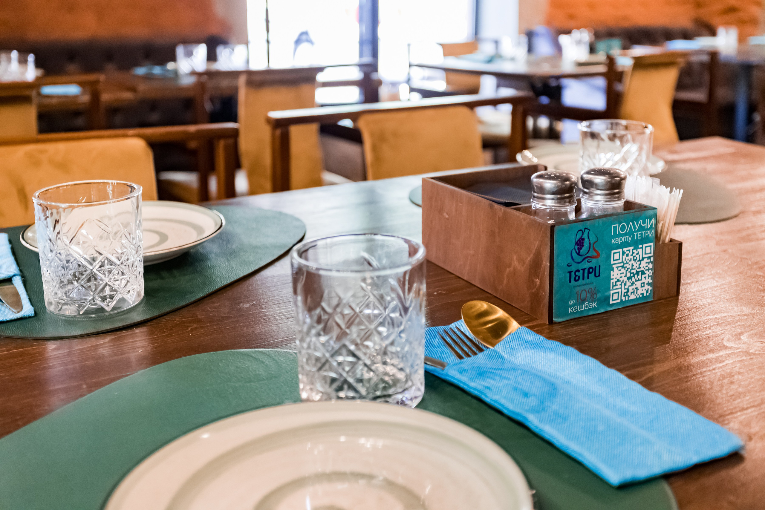 Интерьерная фотосессия для ресторана Тетри на Кунцевской. Интерьеры, Контент, Портреты | Фотограф в Москве Дани Терно