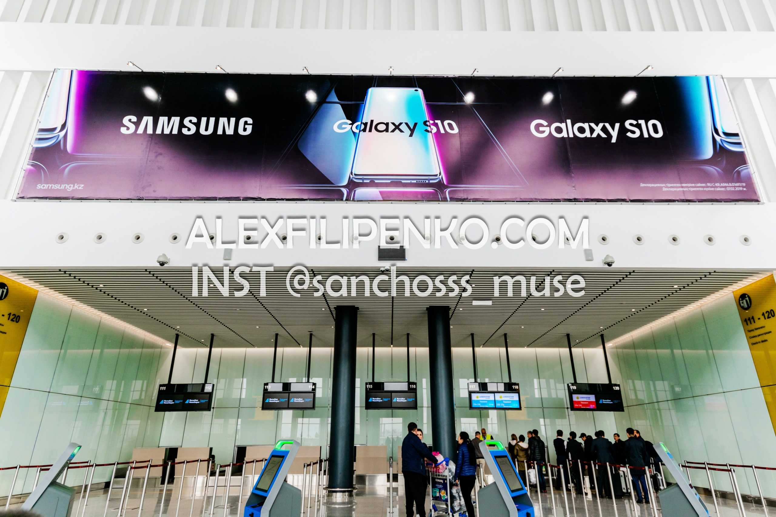 Фотосъемка для рекламного оператора MYD Production в Аэропорту Астаны. Фотограф интерьера недвижимости и архитектуры в Астане