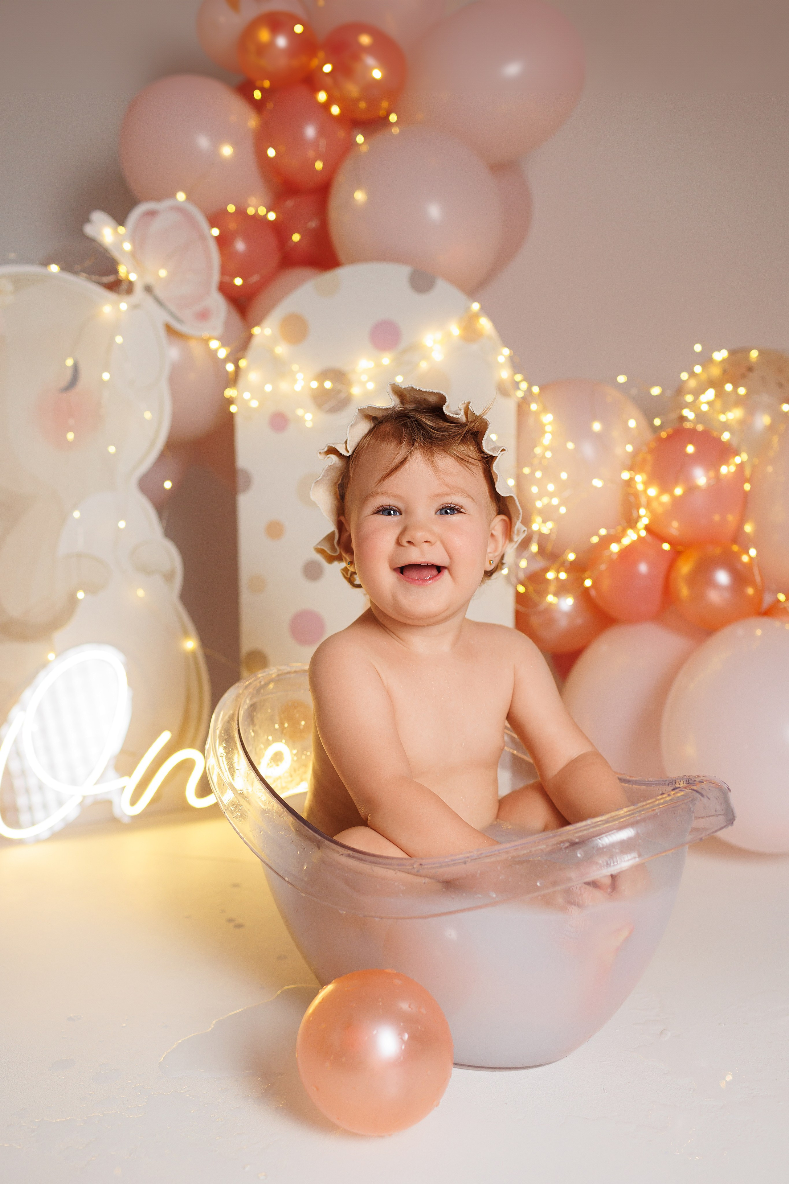 Фотосъёмка первого годика. Фотограф Беременности и Новорождённых в Кемерово