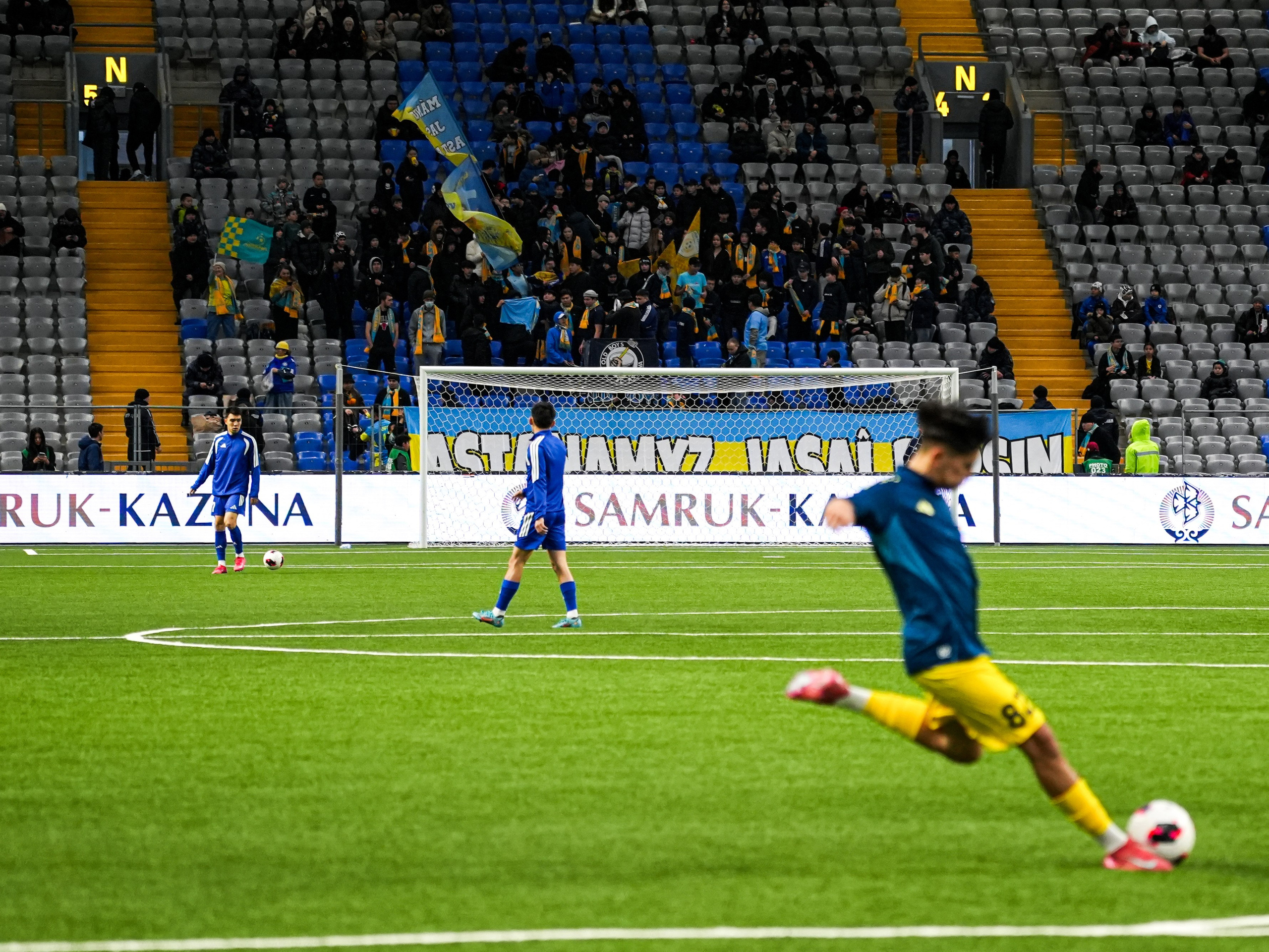 FC ASTANA. Здравствуйте Меня зовут Берден Ансар, Я профессиональный фотограф