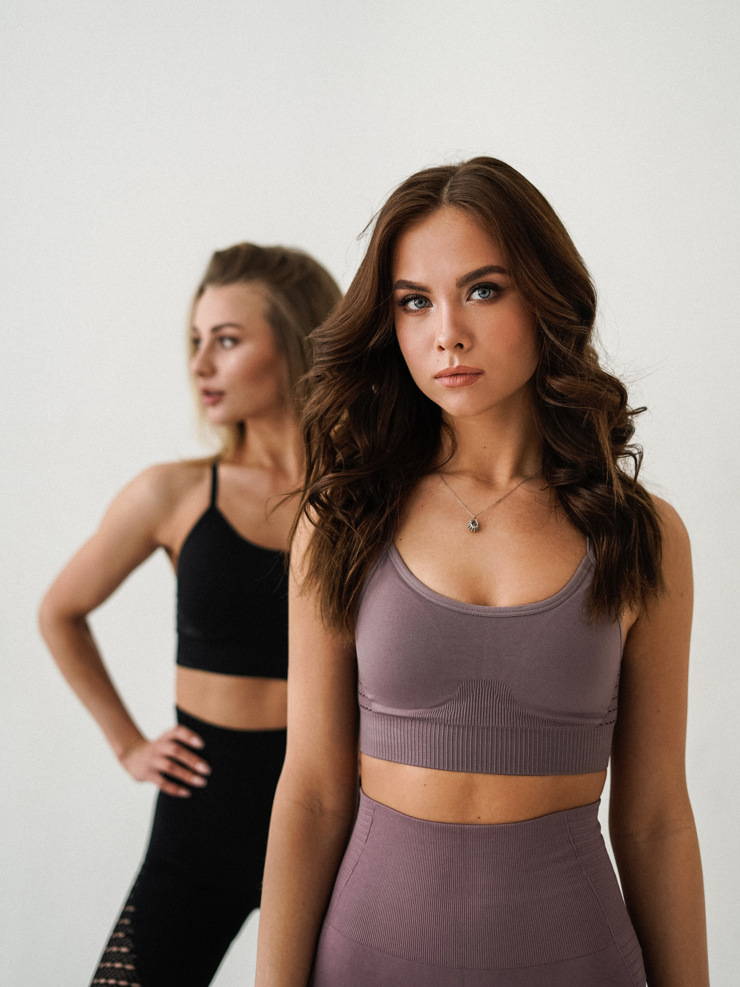 Салон спортивных костюмов и купалникво Vanil. VISUAL ARTIST · KRONGAUZ ANASTASIA