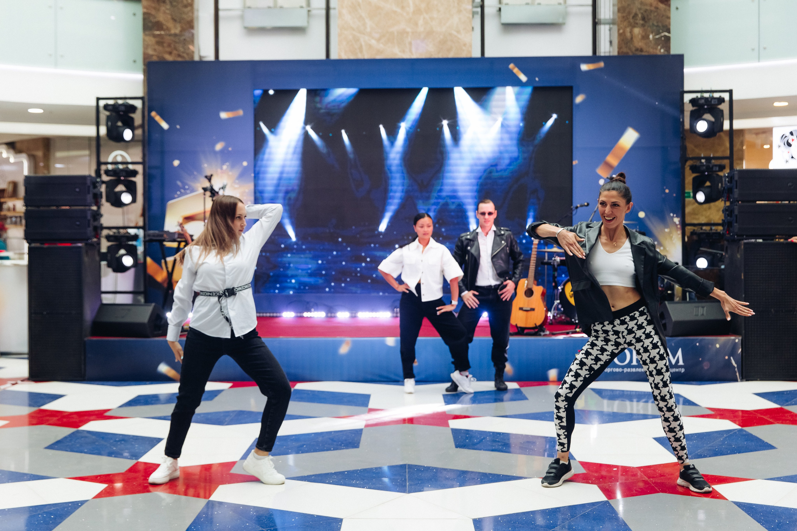 5 лет ТЦ Форум. Свадебный и семейный фотограф в Улан-Удэ