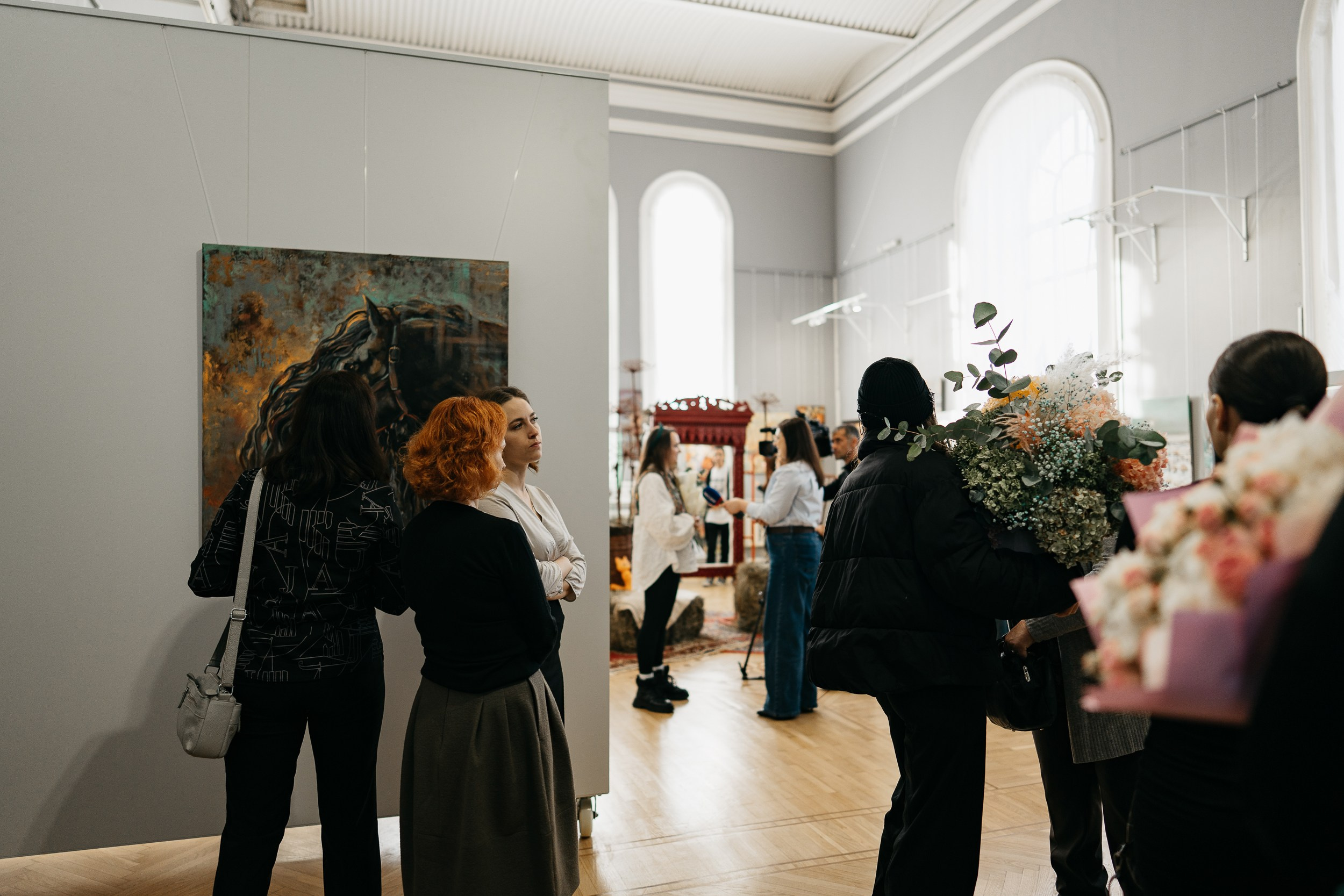 Открытие персональной выставки художника Марии Кулиной-Черкашиной «Возвращение в детство (пойдём, что покажу…)». Свадебный и репортажный фотограф Юров Дмитрий