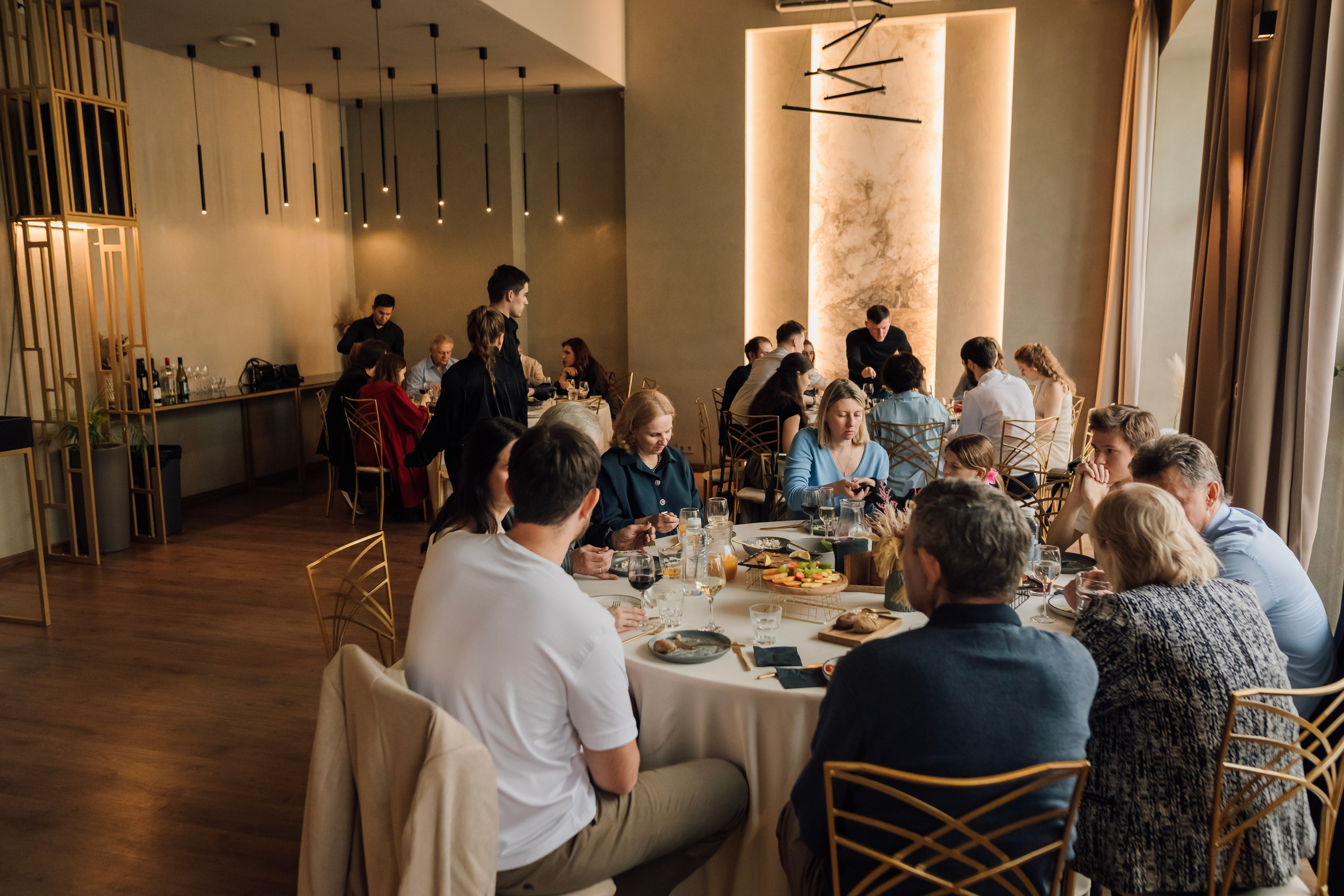 Таня и Миша. Свадьба в лофте. Свадебный и семейный фотограф в Москве Евгения Лисина