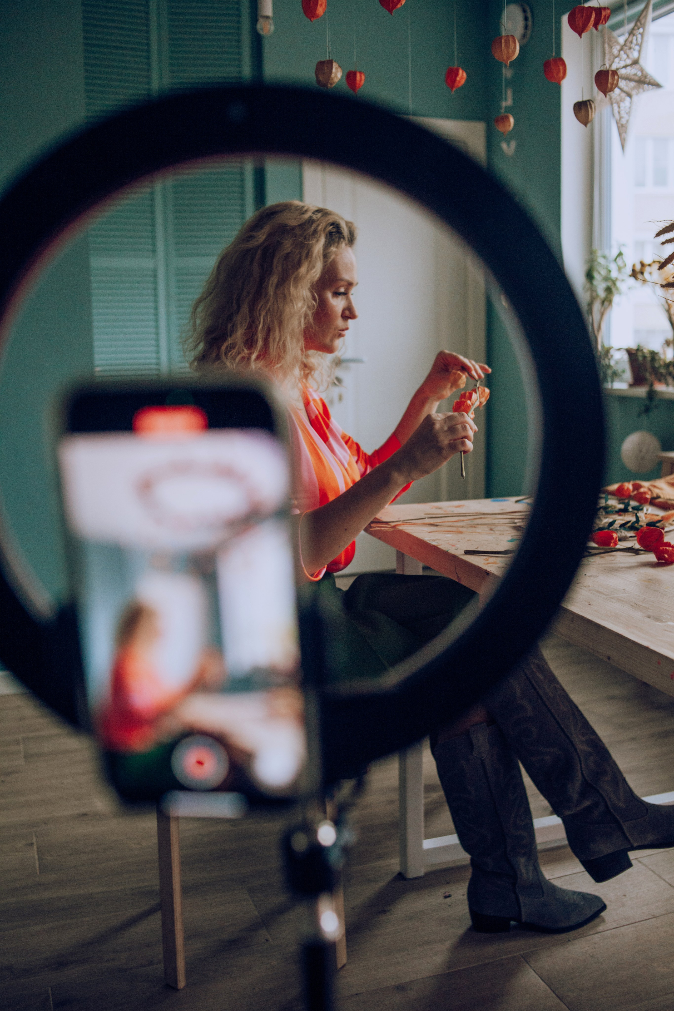 В мастерской Наташи Ой — Творческая фотосессия. Семейный фотограф во Всеволожске и Санкт-Петербурге Юлия Капустина