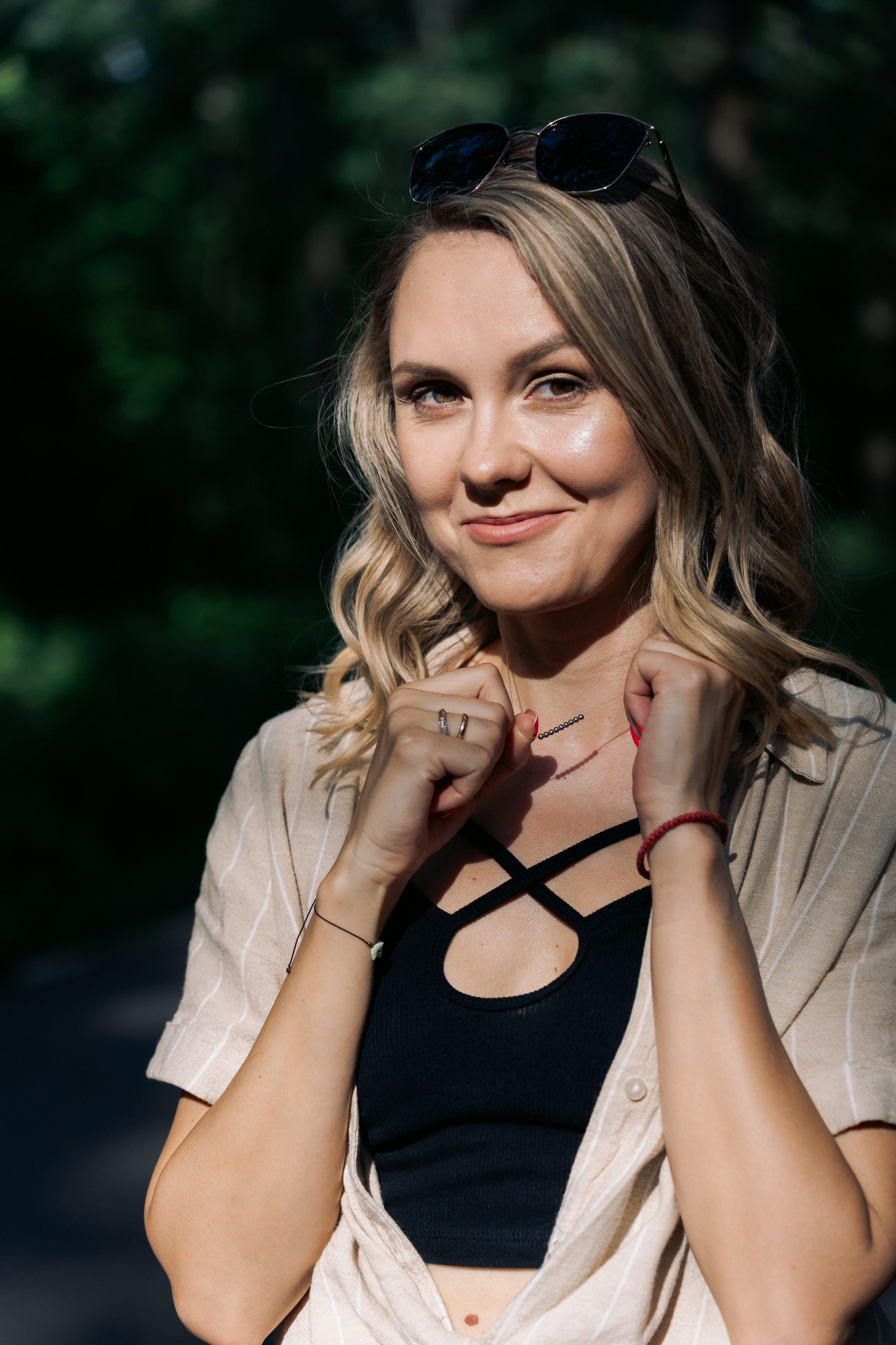 Портрет в жестком свете в солнечный день