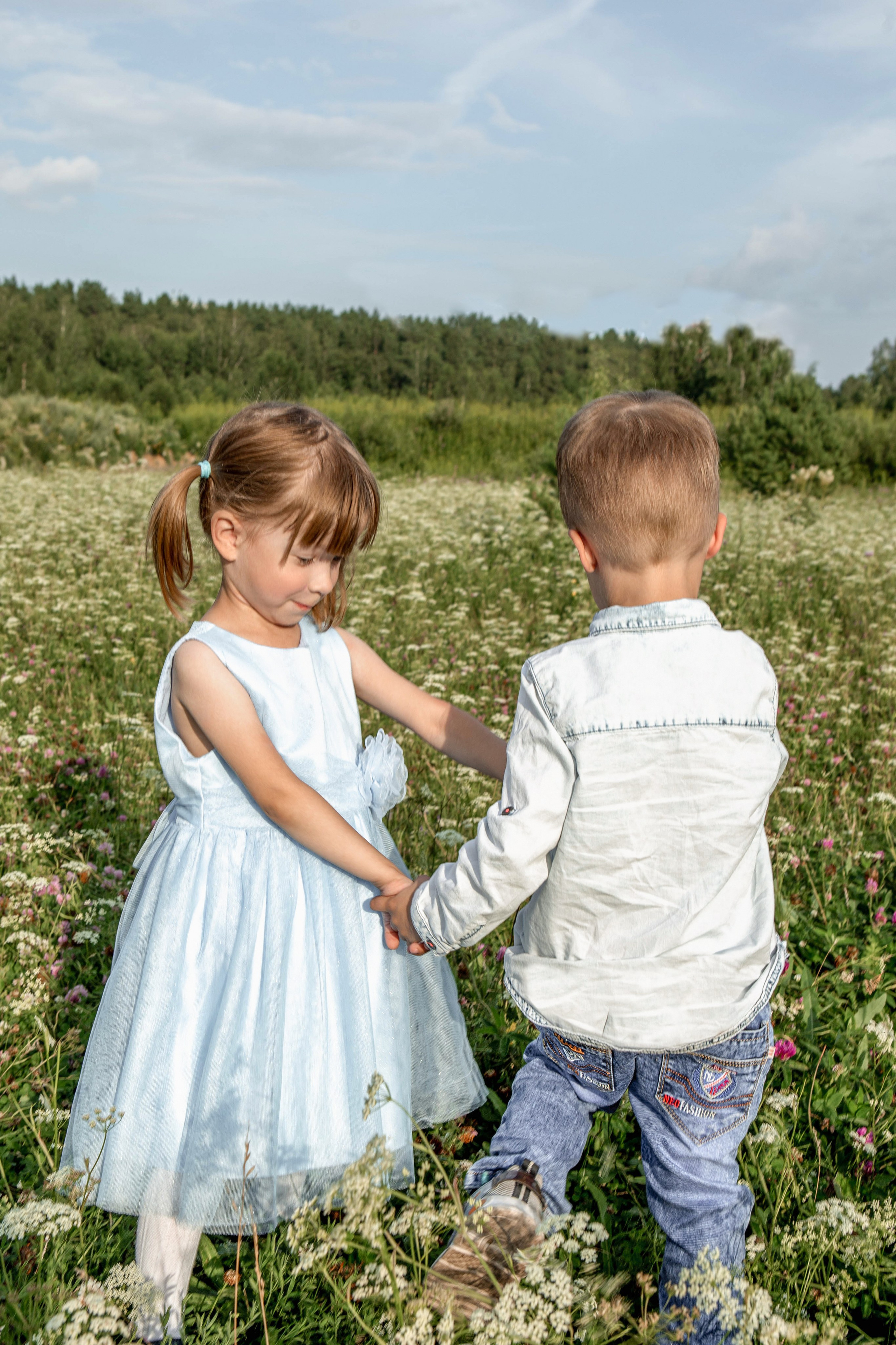 Игры в поле. Фотограф Екатерина Голицына